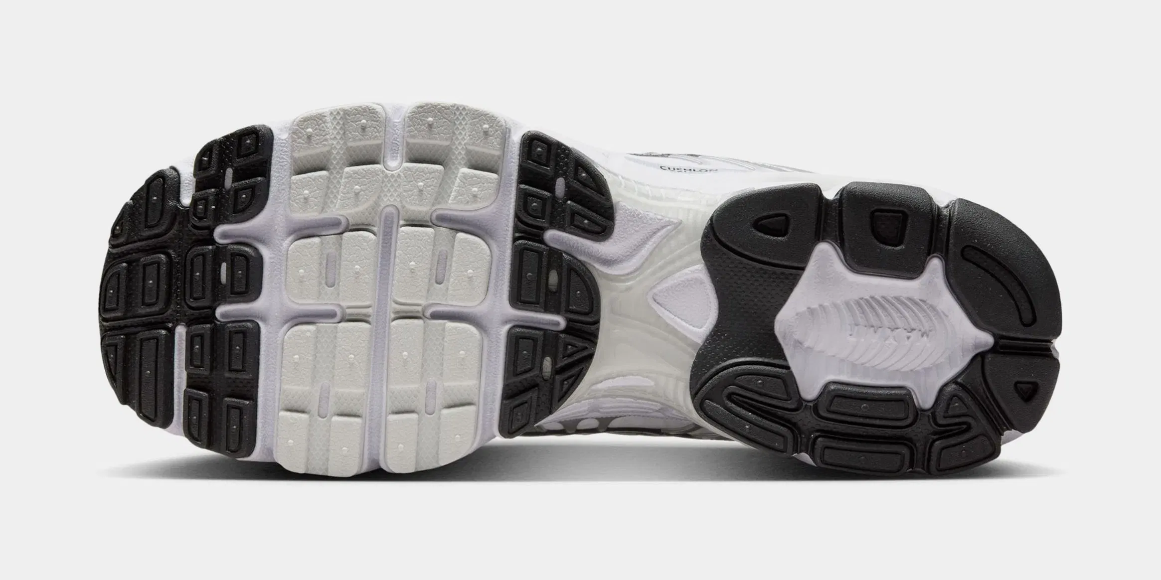 Nike Air Max Moto 2K Womens Running Shoes (White/Metallic Silver/Black/Photon Dust)