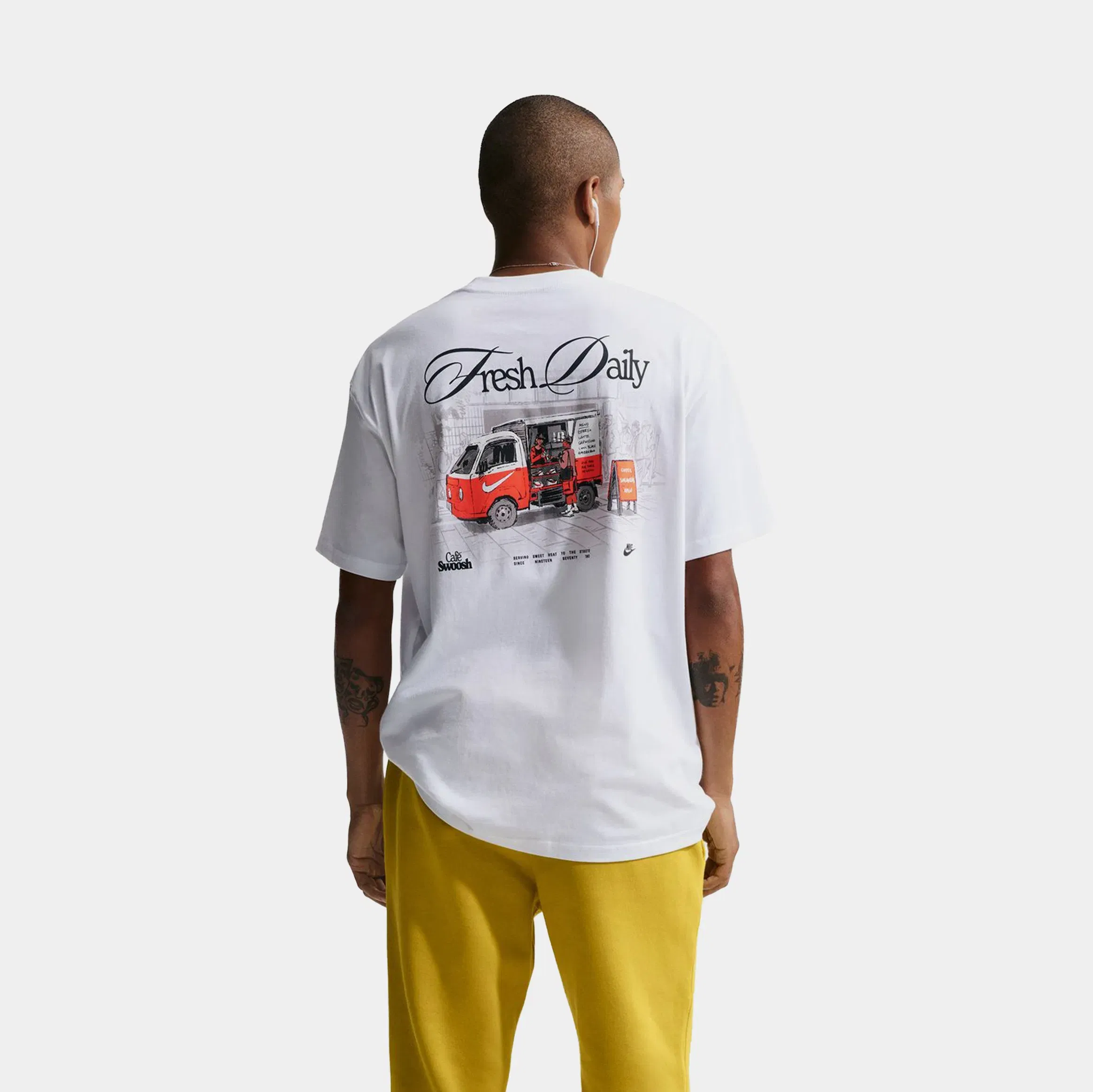 Nike Cafe Swoosh Van Mens Short Sleeve Shirt (White)