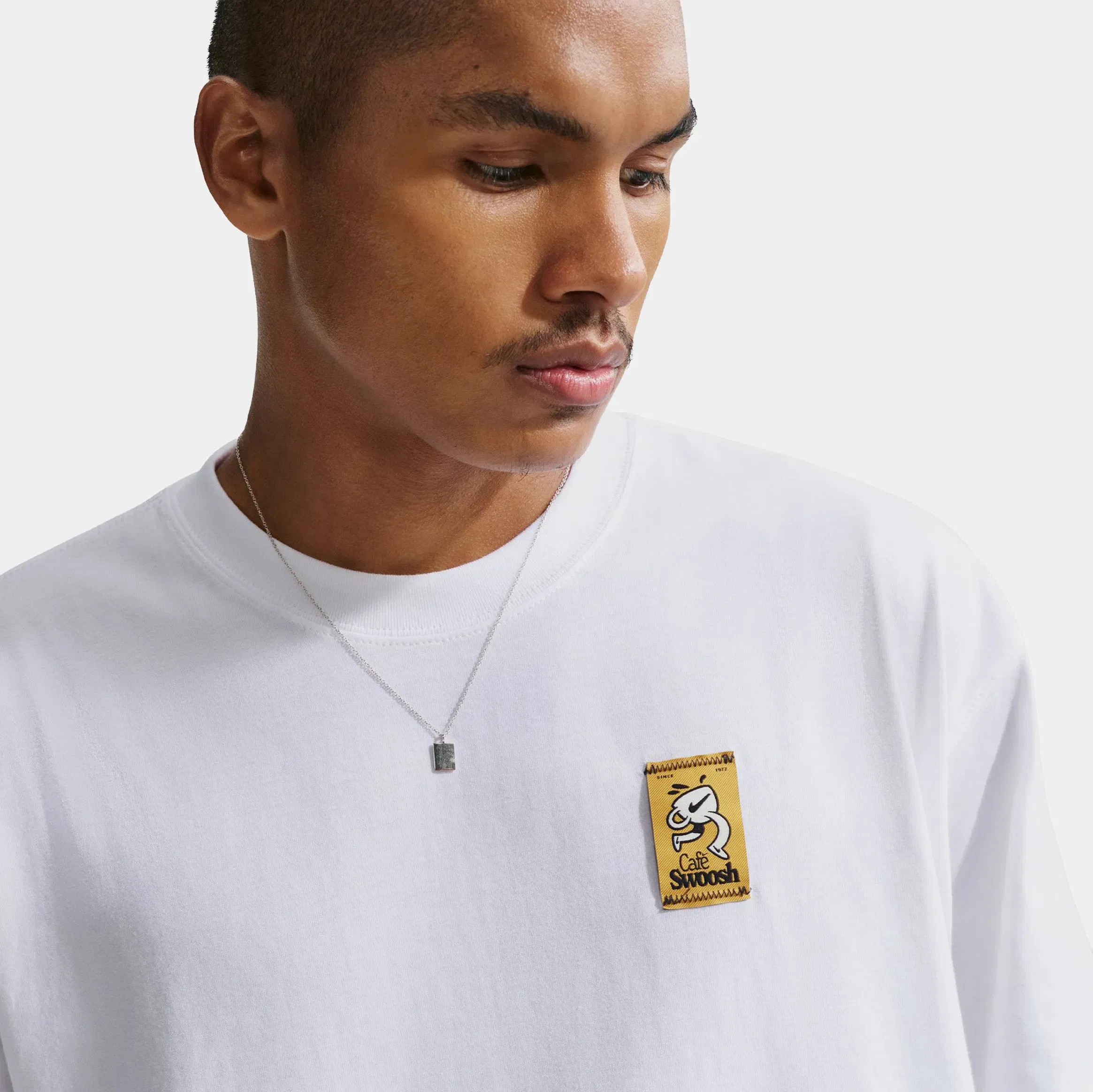 Nike Cafe Swoosh Van Mens Short Sleeve Shirt (White)