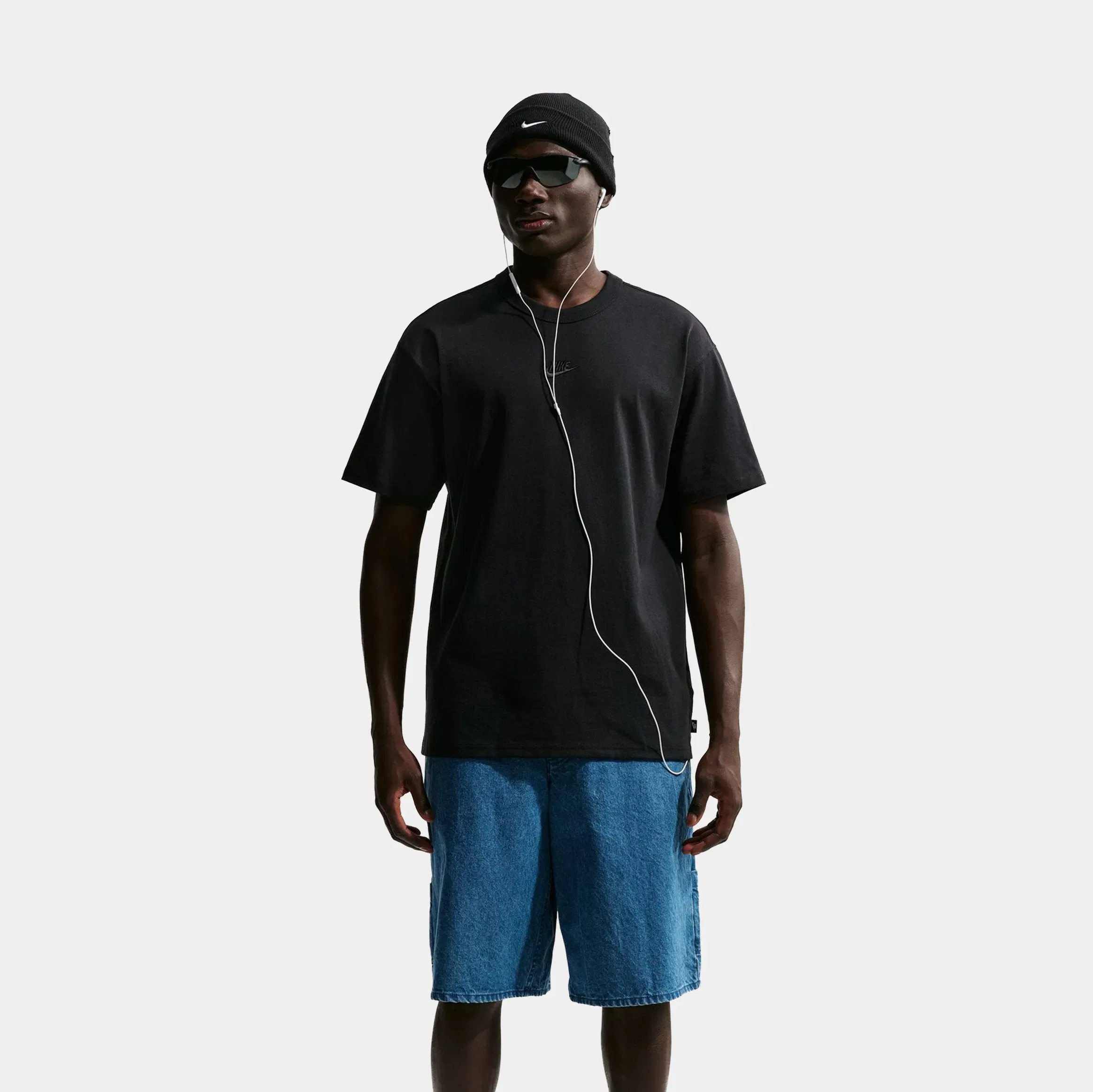 Nike Sportwear Premium Essentials Mens Short Sleeve Shirt (Black)