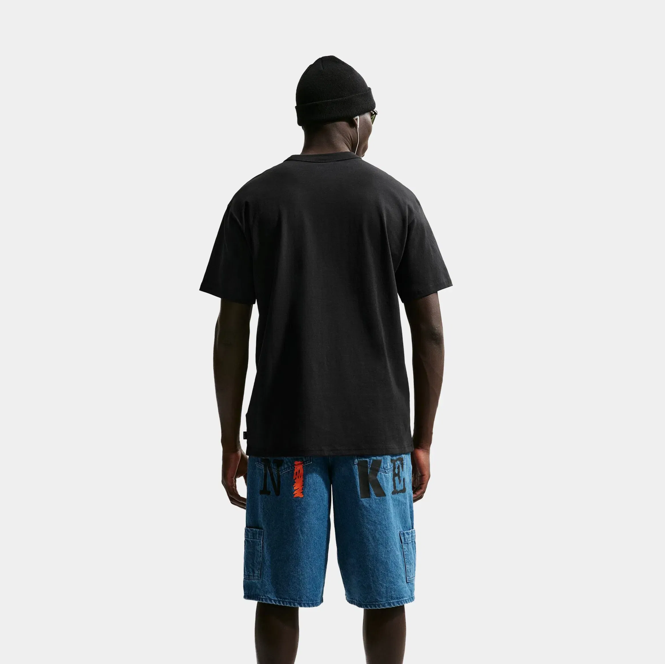 Nike Sportwear Premium Essentials Mens Short Sleeve Shirt (Black)