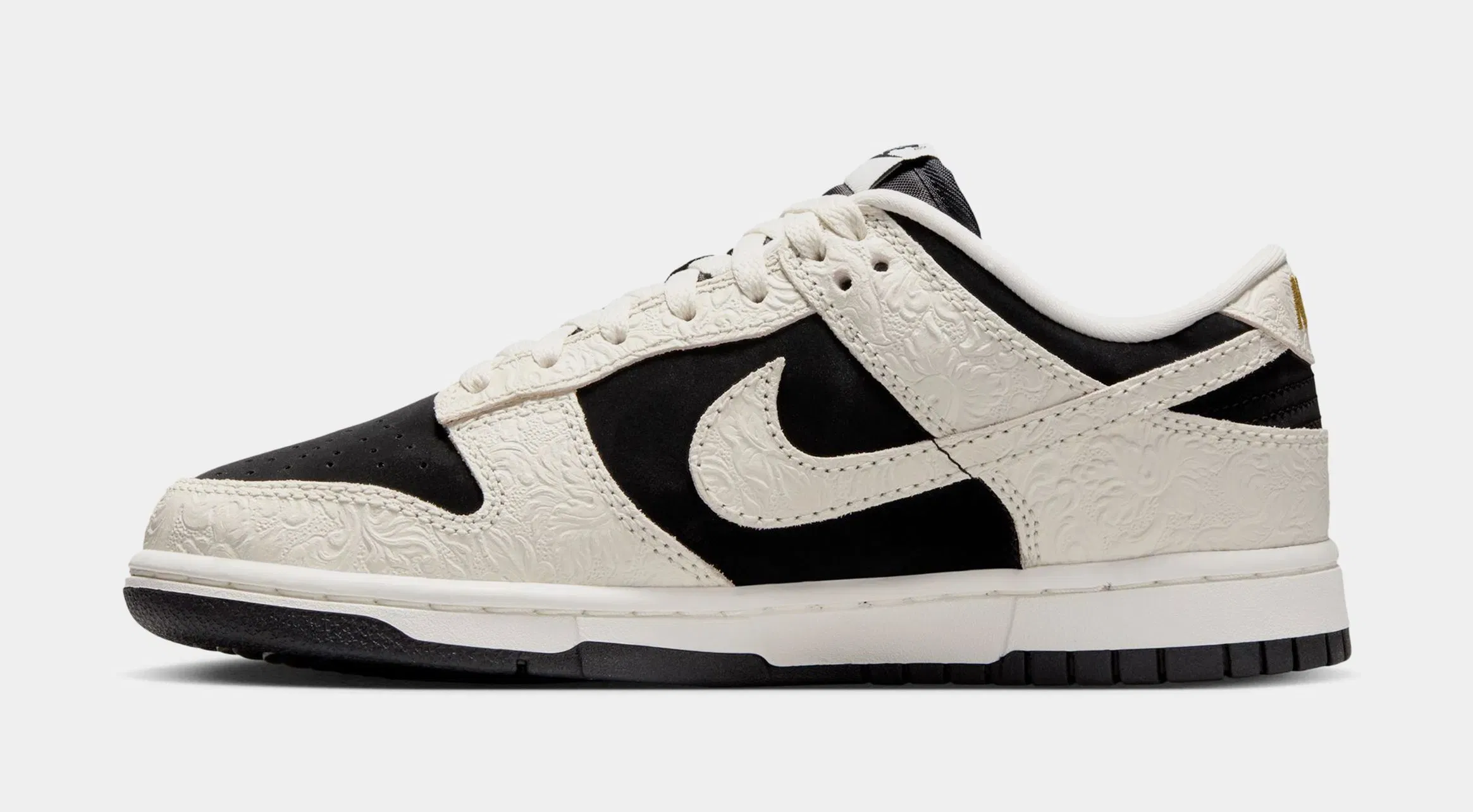 Nike Dunk Low Embossed Womens Lifestyle Shoes (Black/Sail/Metallic Gold/Sail)
