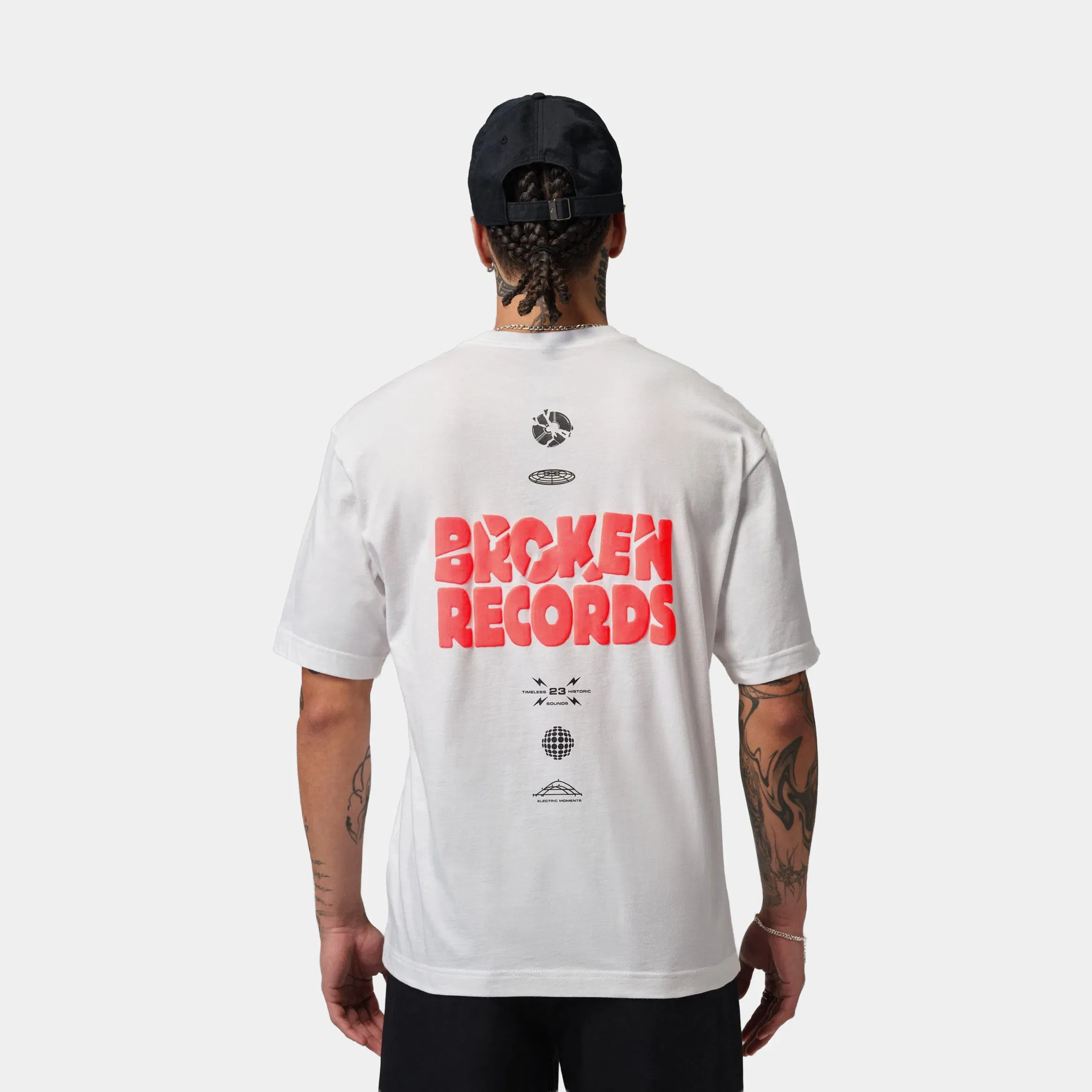Air Jordan Broken Records Graphic Mens Short Sleeve Shirt (White/Infrared 23)