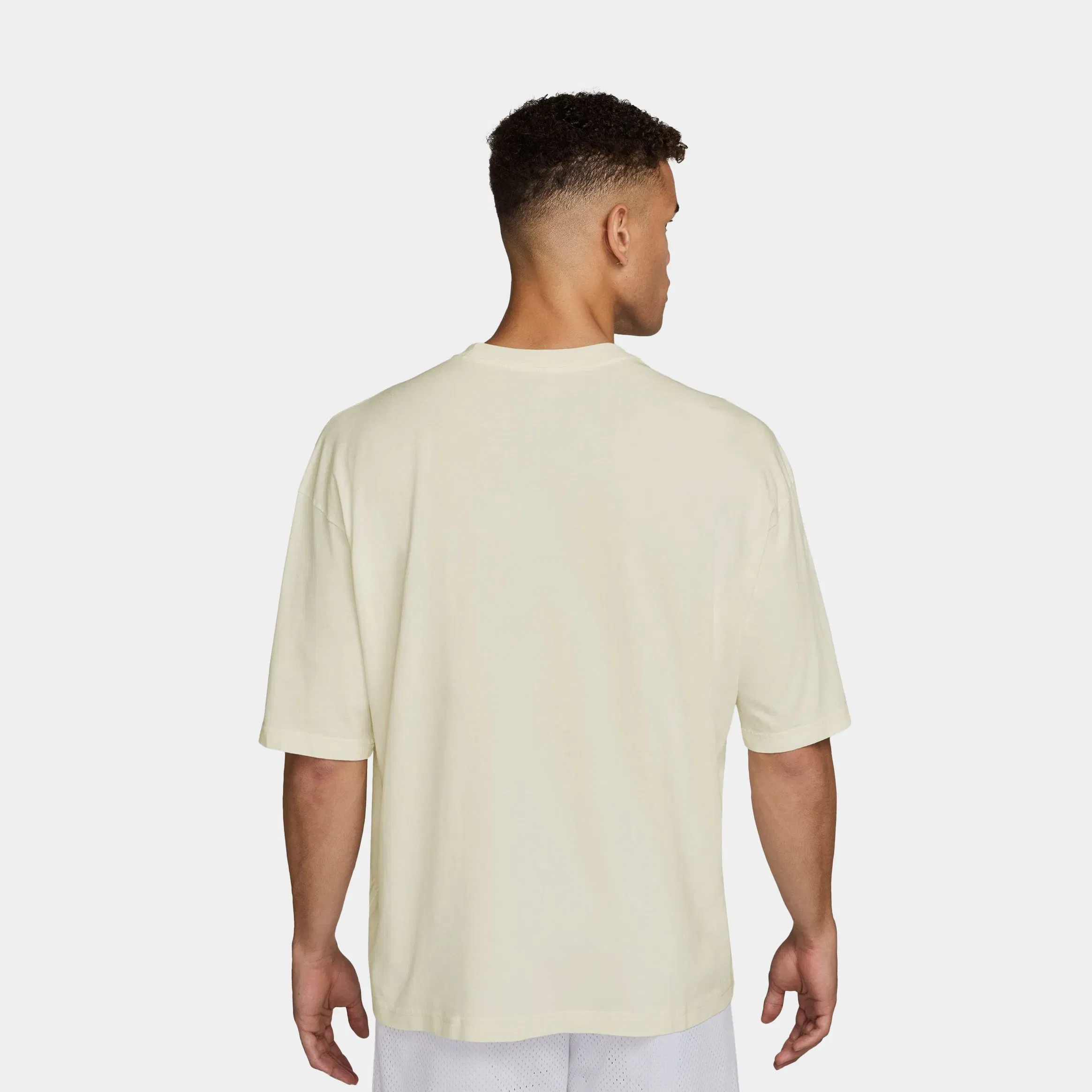 Air Jordan Oversized Reissue Mens Short Sleeve Shirt (Sail/Infrared 23)