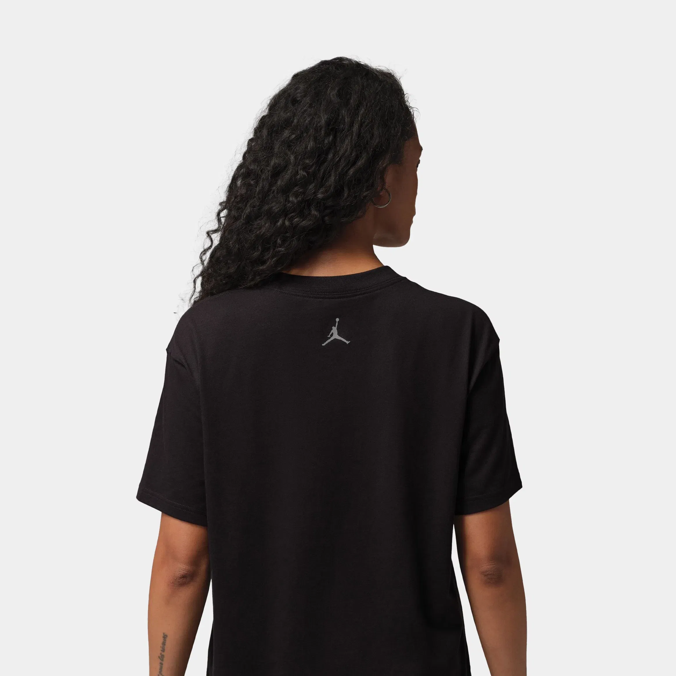 Air Jordan Flight Graphic Womens Short Sleeve Shirt (Dark Smoke Grey/Black)