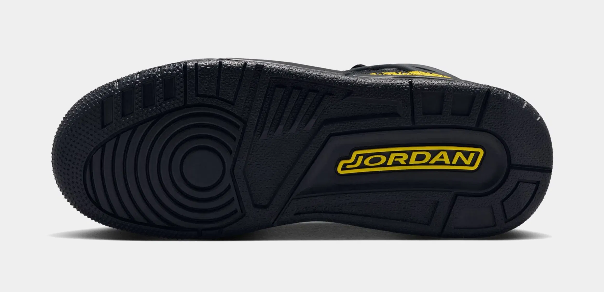 Air Jordan Spizike Low Grade School Basketball Shoes (Black/Black/Speed Yellow/Speed Yellow)