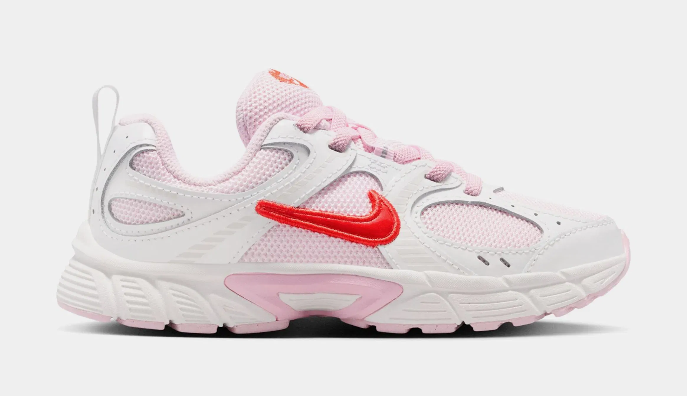Nike V5 RNR Preschool Running Shoes (Summit White/Pink Foam/Playful Pink/Light Crimson)