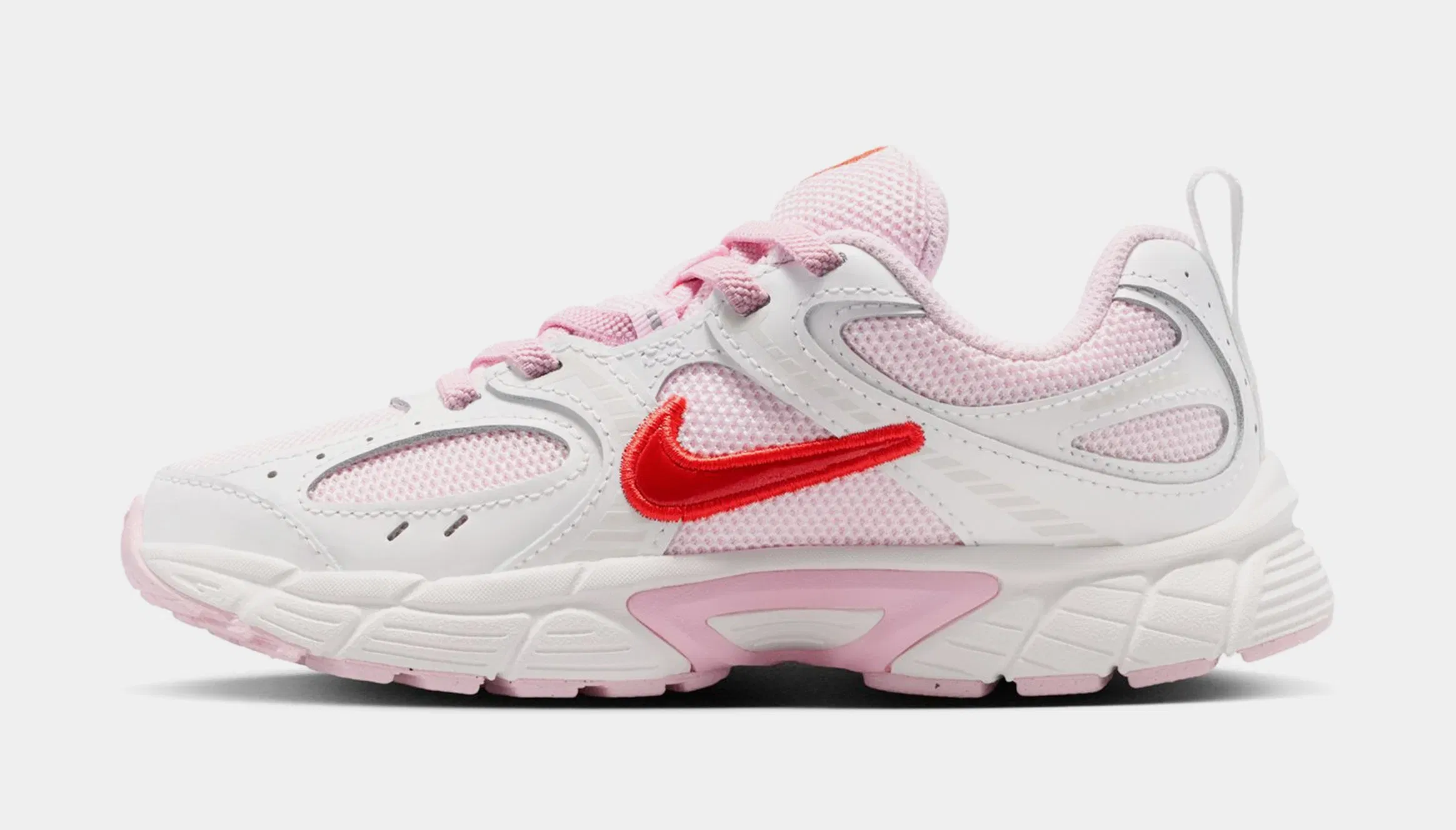 Nike V5 RNR Preschool Running Shoes (Summit White/Pink Foam/Playful Pink/Light Crimson)