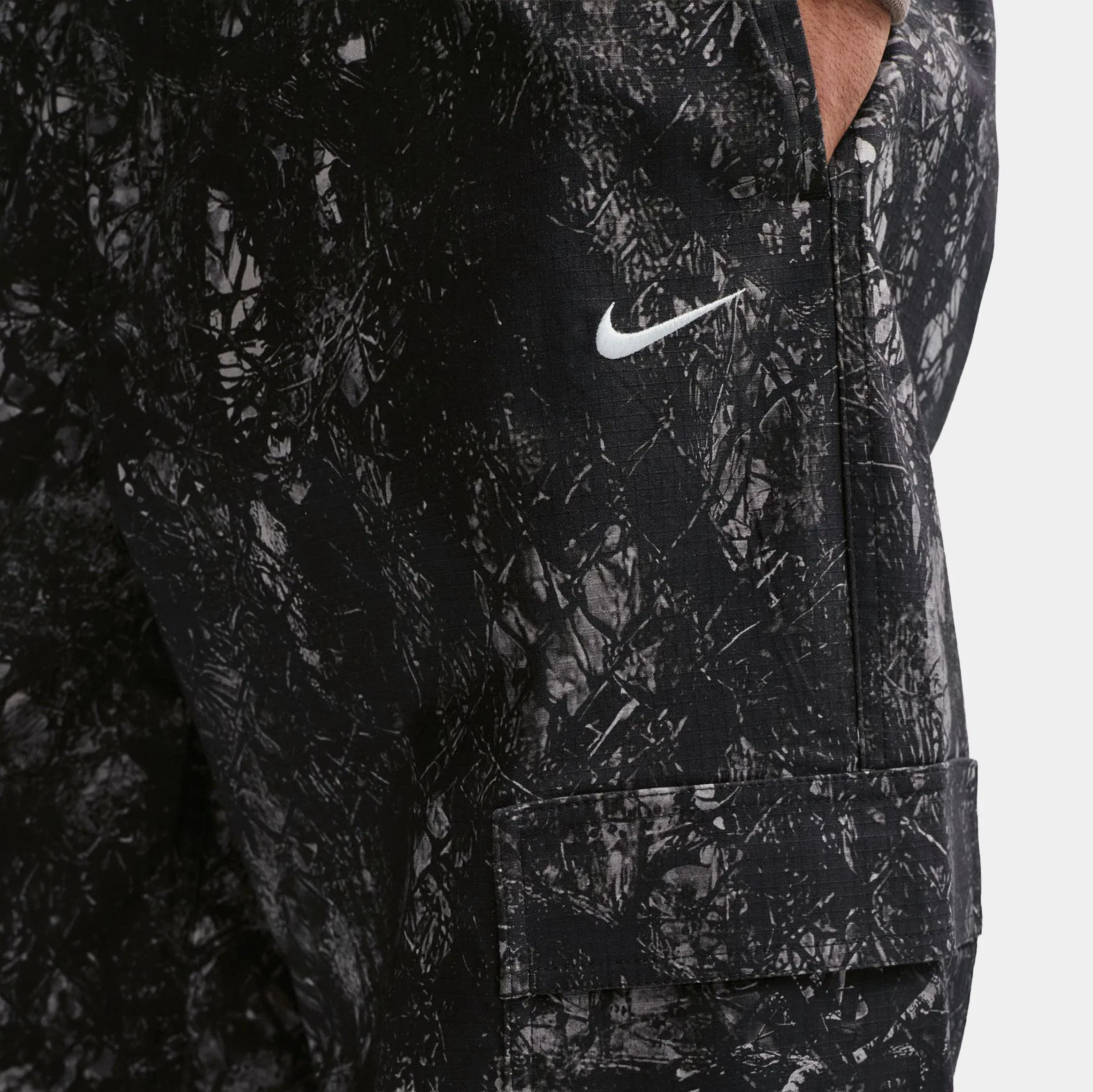 Nike Club Woven Cargo Mens Pants (Black/Black)