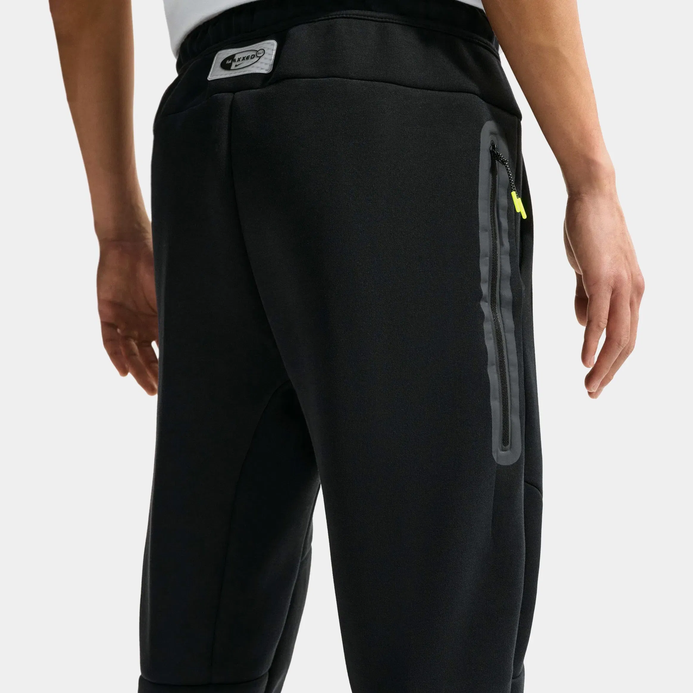 Nike Tech Fleece Mens Joggers (Black/Neon Yellow)