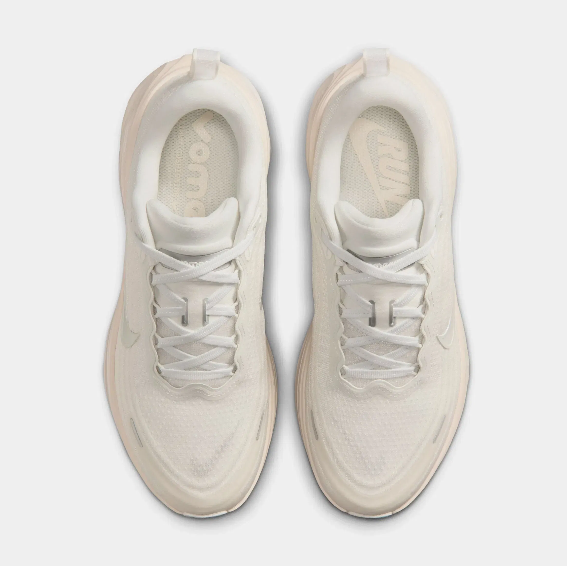 Nike Vomero Plus Womens Running Shoes (Summit White/Chalk/Phantom/Pure Platinum)