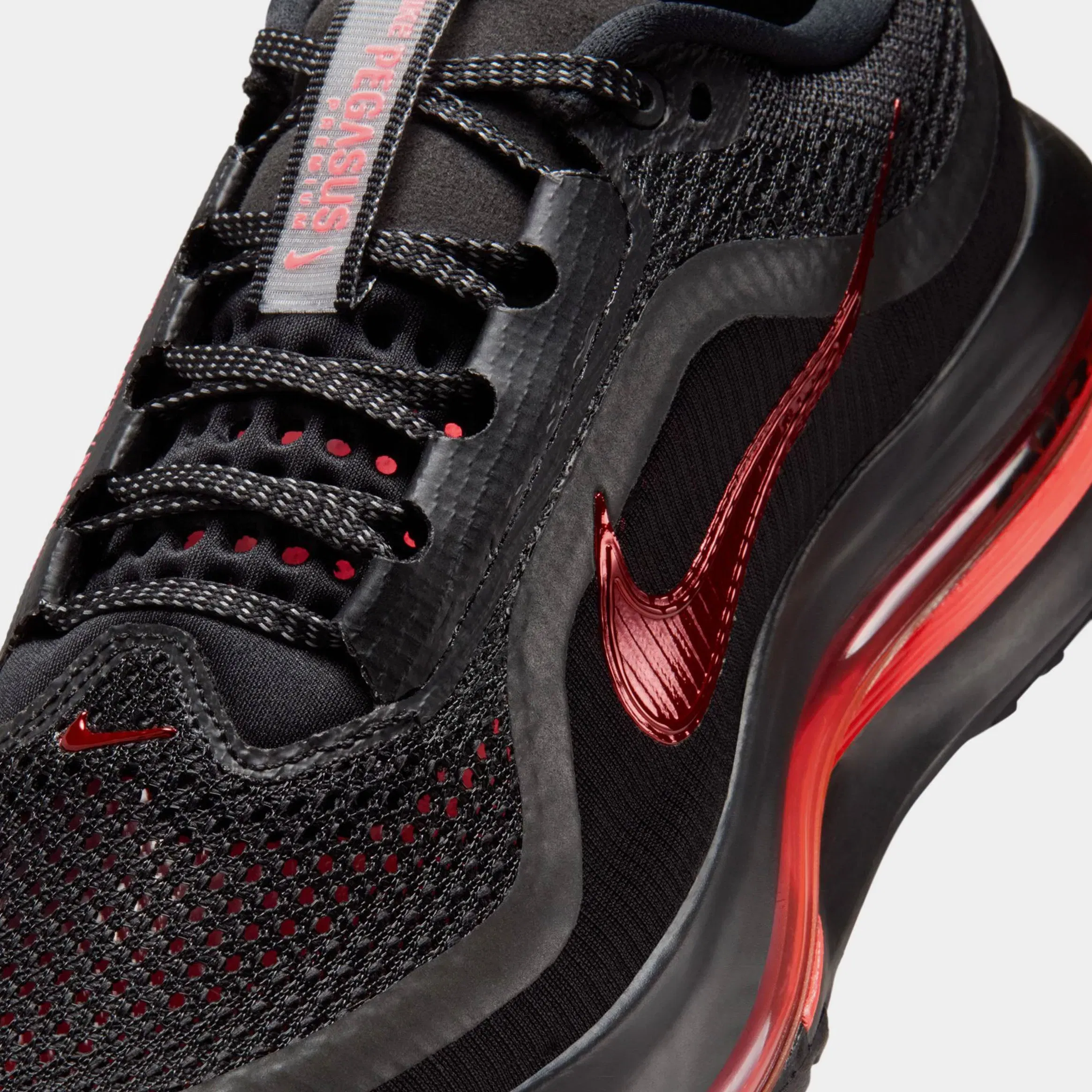 Nike Pegasus Premium Womens Running Shoes (Black/Hot Lava/Anthracite)