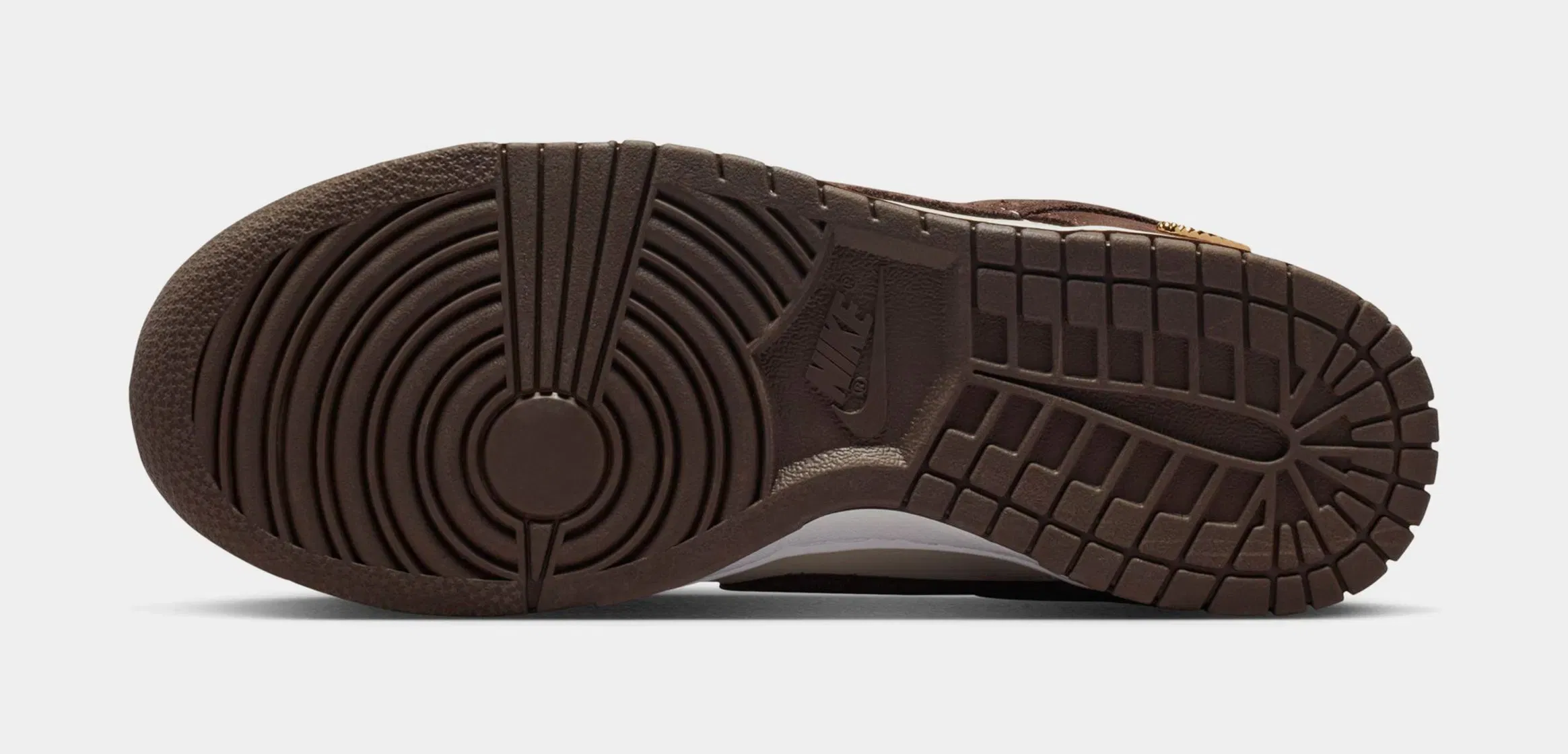 Nike Dunk Low Suede Womens Lifestyle Shoes (Light Orewood Brown/Baroque Brown/White)
