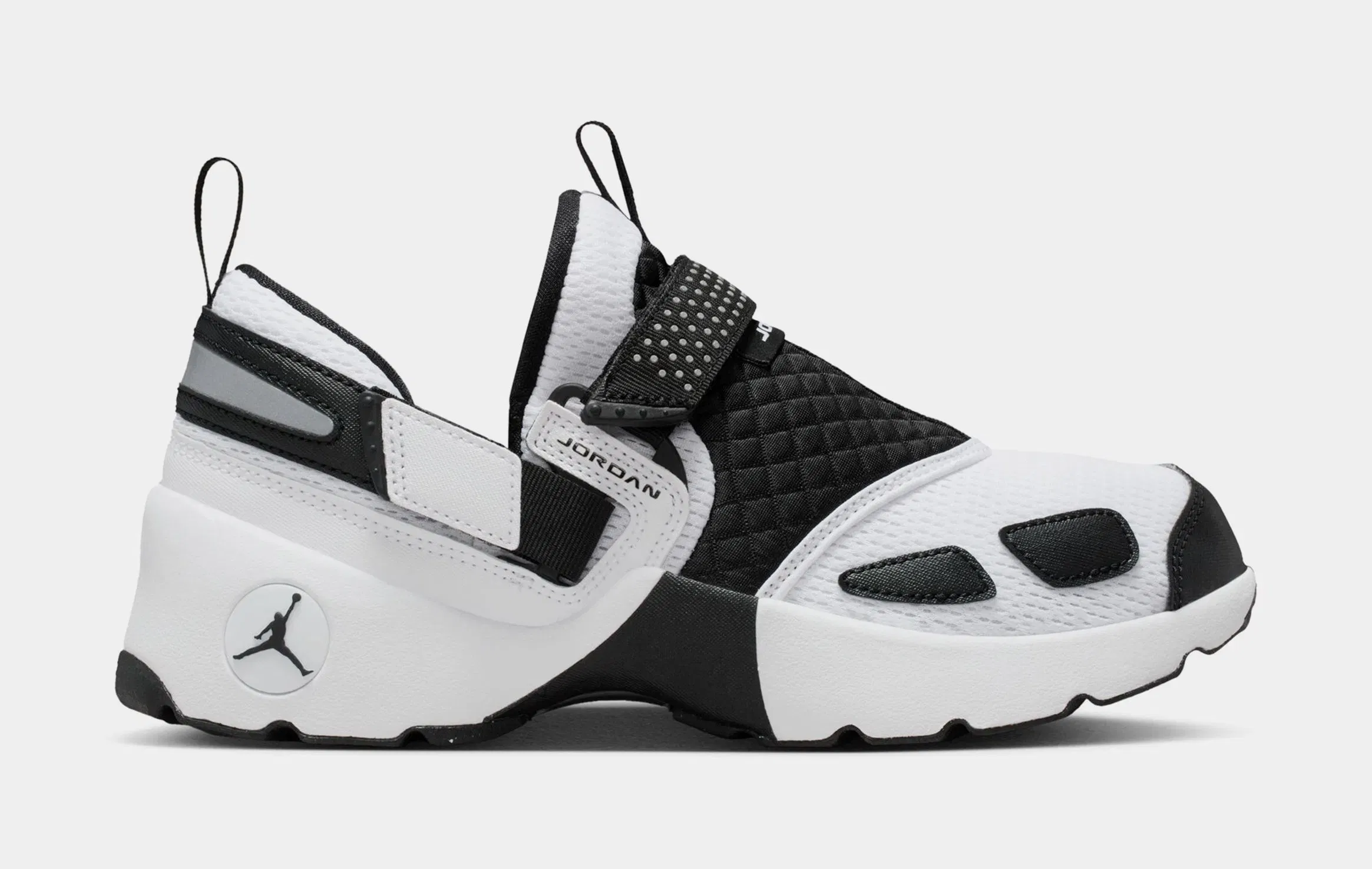Air Jordan Trunner LX Womens Running Shoes (White/Black/Reflective Silver)