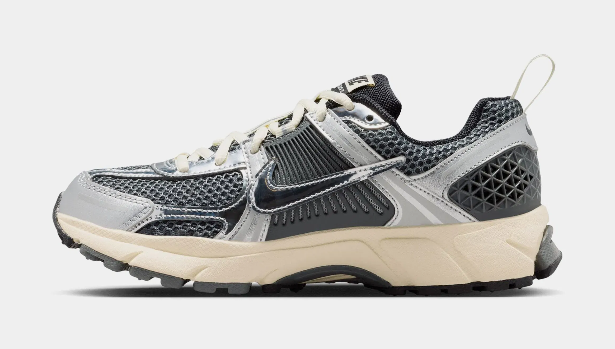 Nike Vomero 5 Grade School Running Shoes (Iron Grey/Chrome/Metallic Silver)