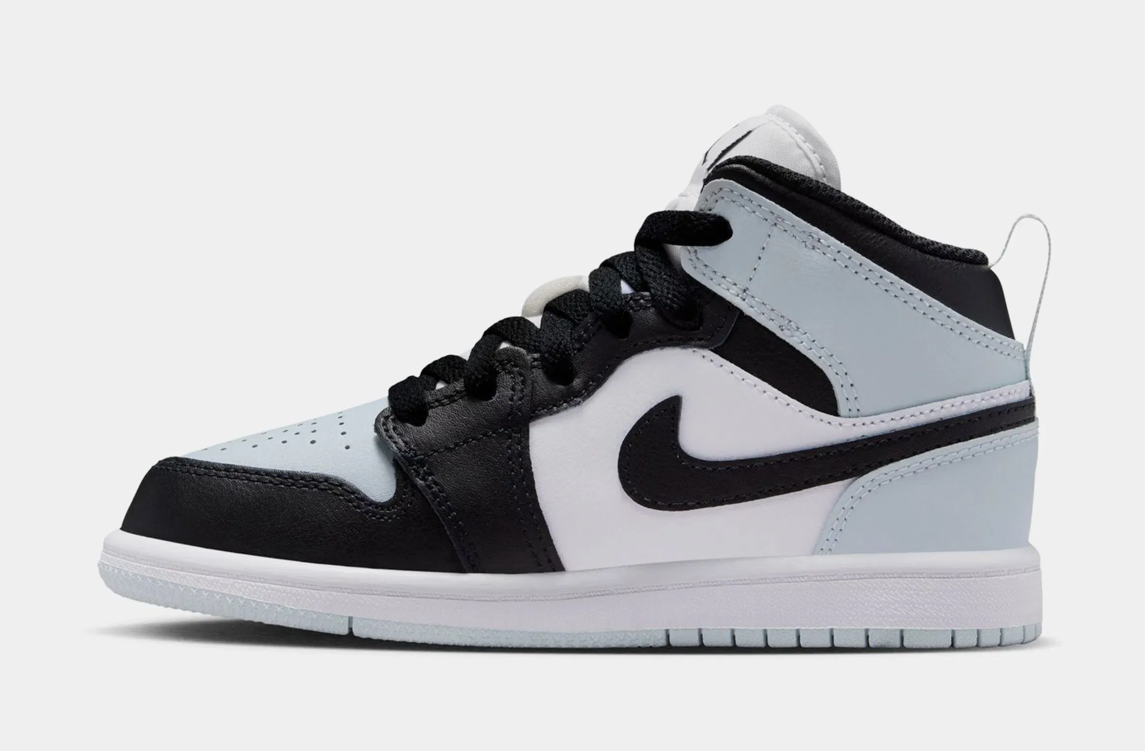 Air Jordan 1 Mid Preschool Lifestyle Shoes (Black/Aura/Squadron Blue/Black)