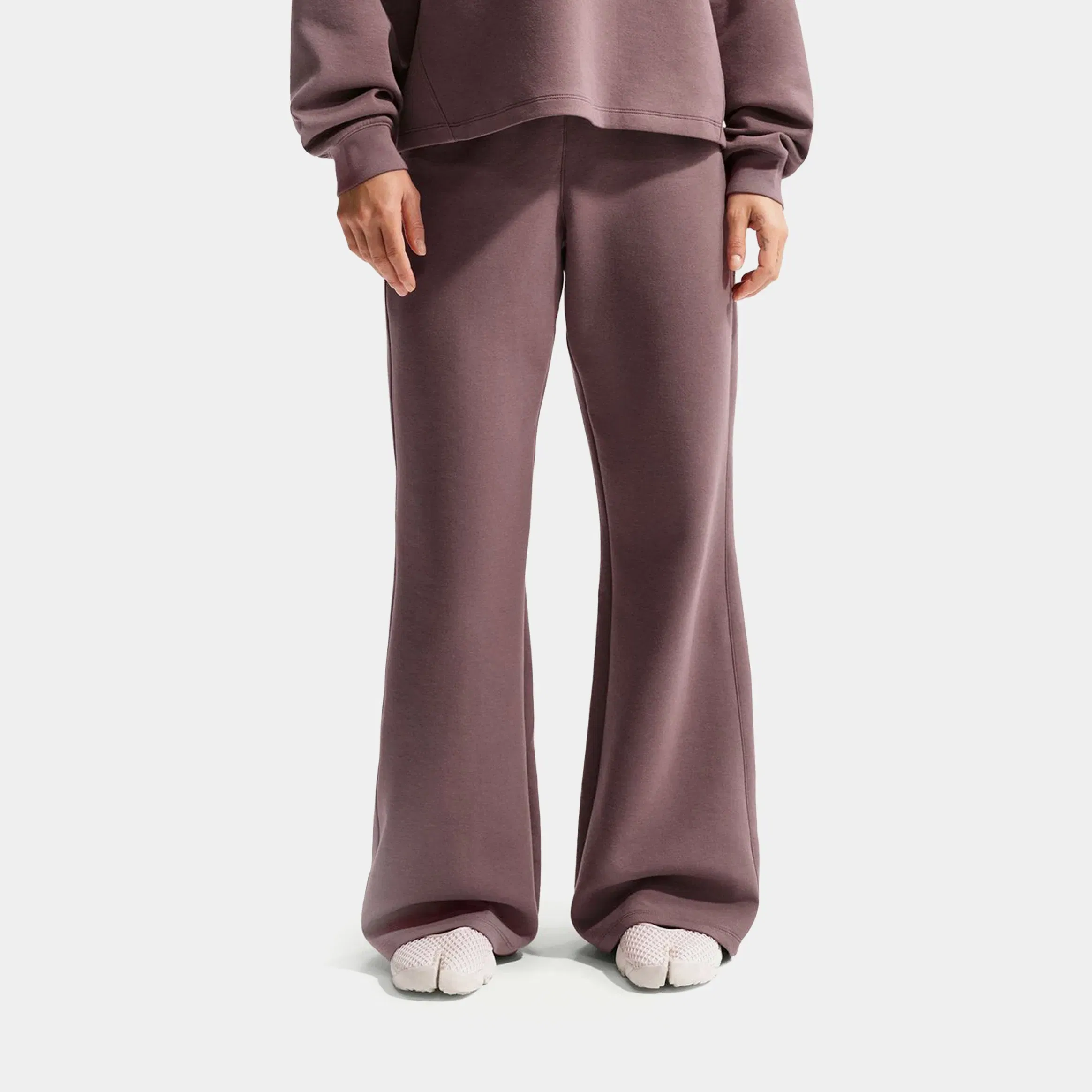 Nike 24.7 ImpossiblySoft Dri Fit High Waisted Loose Flared Womens Pants (Tattoo/Burgundy Crush)