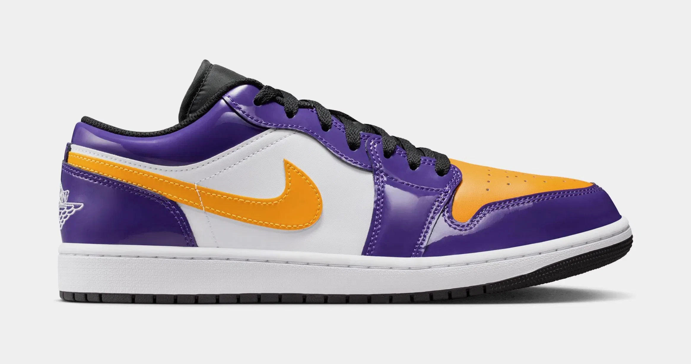 Air Jordan 1 Low SE Mens Lifestyle Shoes (Court Purple/White/Black/University Gold)