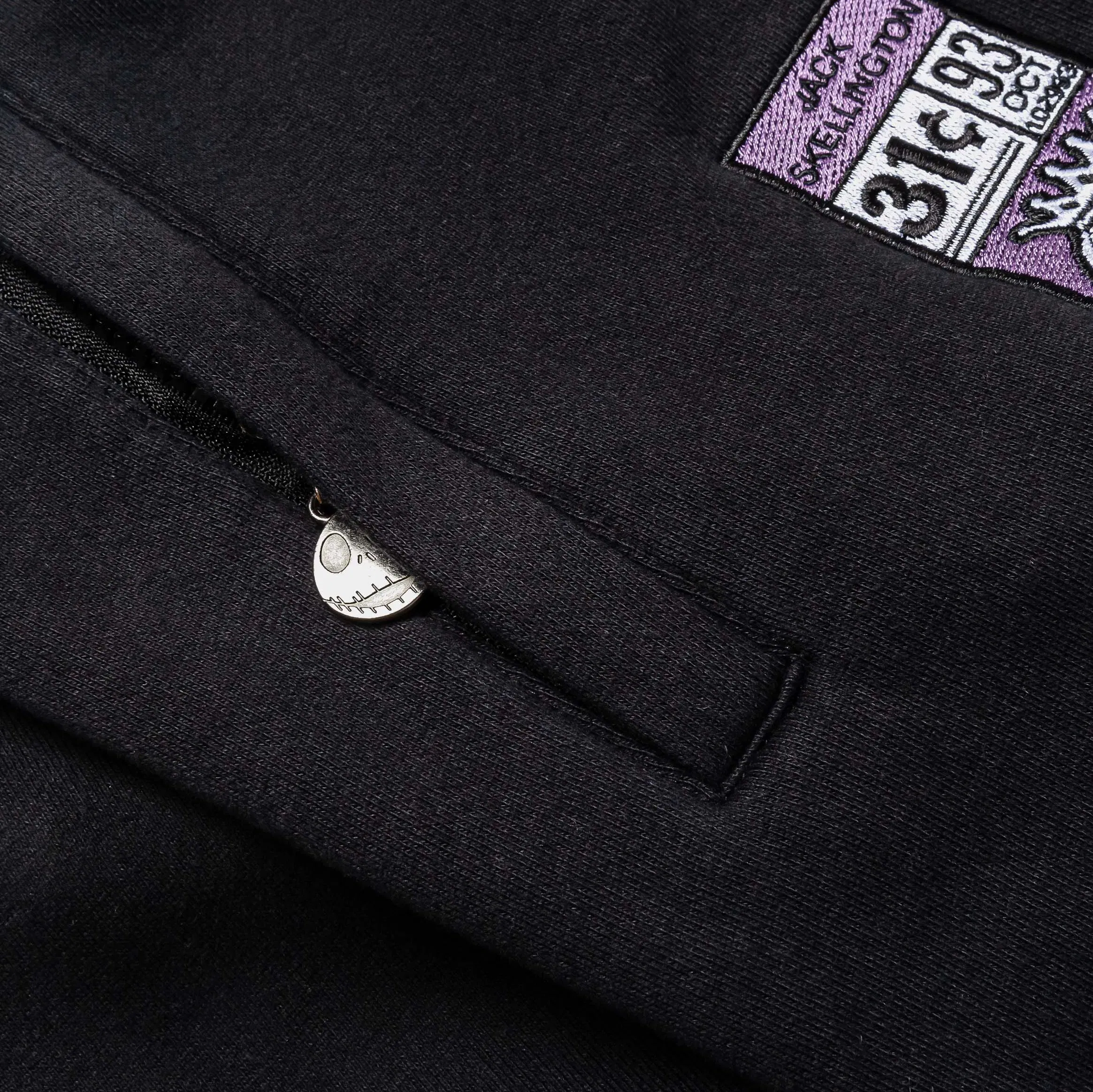 NIGHTMARE BEFORE XMAS X SP The Nightmare Before Christmas By Shoe Palace Characters Fleece Mens Sweatpants (Black/White)