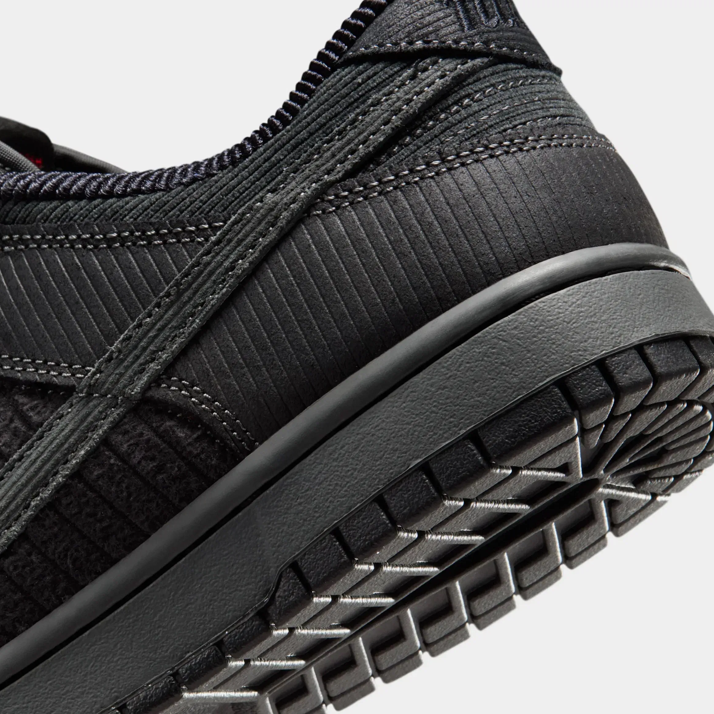 Nike Dunk Low Retro Premium Mens Lifestyle Shoes (Anthracite/Anthracite/Black/Iron Grey)