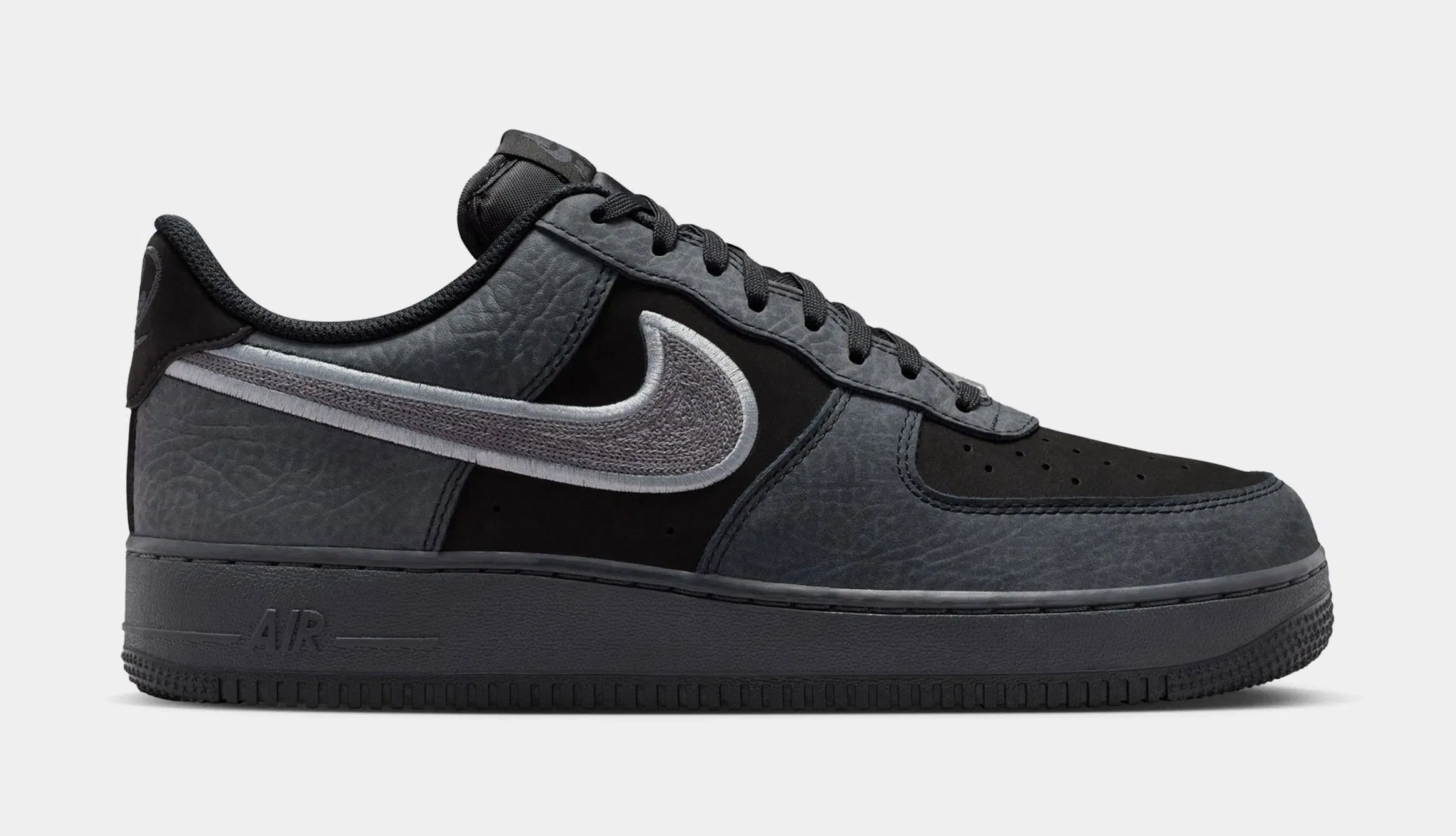 Nike Air Force 1 Low Mens Lifestyle Shoes (Black/Smoke Grey/Dark Smoke Grey)