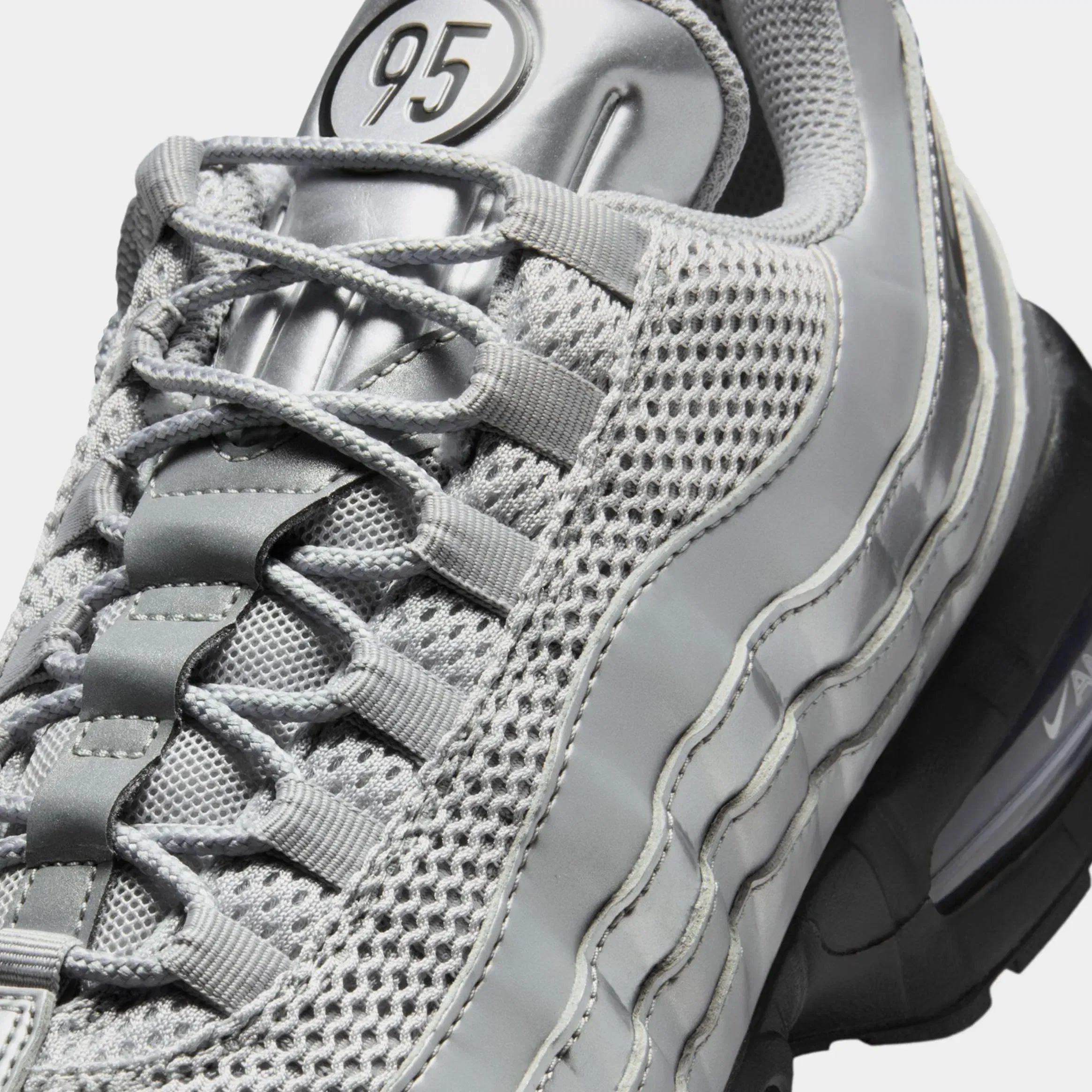Nike Air Max 95 Big Bubble Mens Running Shoes (Metallic Silver/Black/Black)