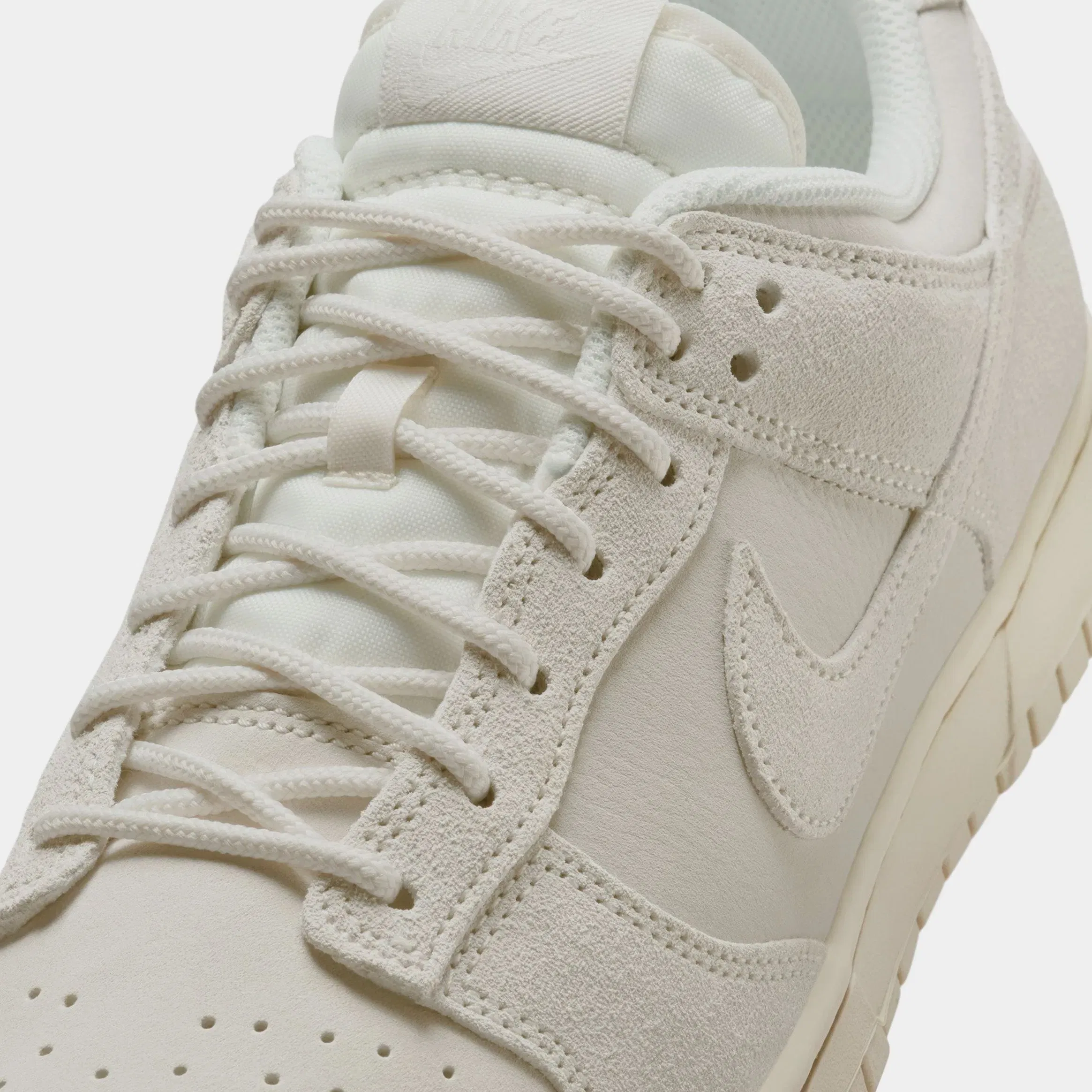 Nike Dunk Low Mens Lifestyle Shoes (Phantom/Phantom)