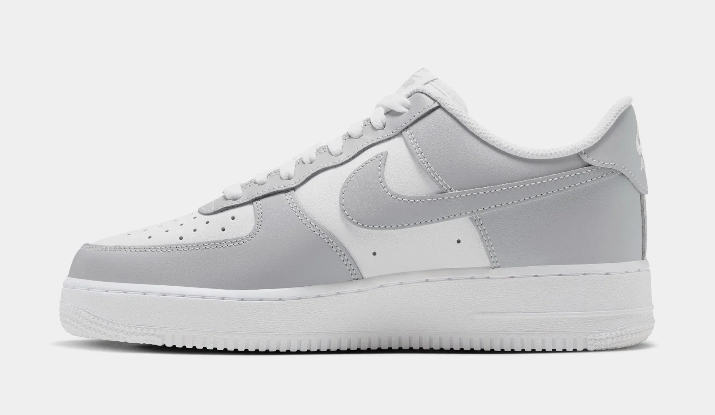 Nike Air Force 1 '07 Mens Lifestyle Shoes (White/Light Smoke Grey/White/Light Smoke Grey)