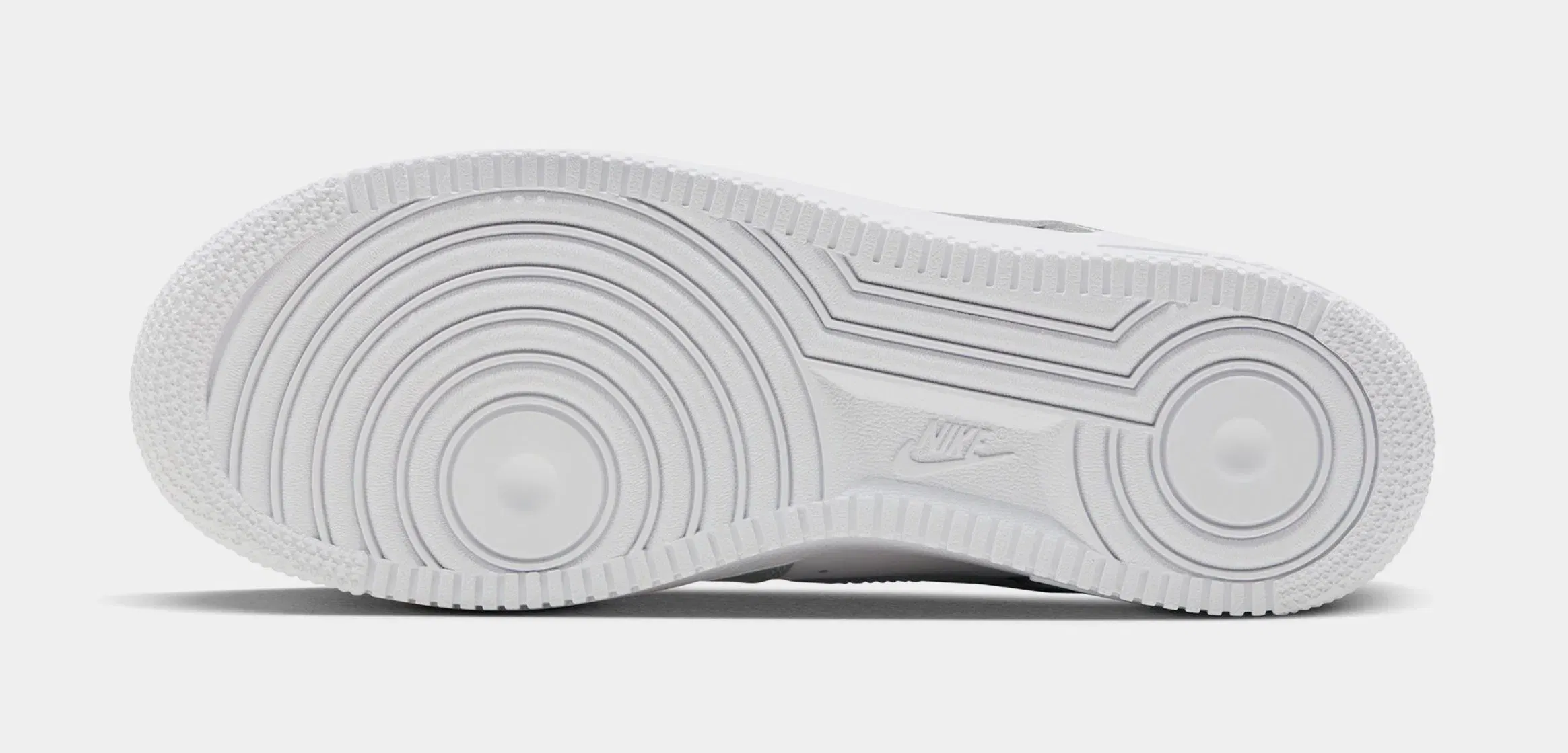 Nike Air Force 1 '07 Mens Lifestyle Shoes (White/Light Smoke Grey/White/Light Smoke Grey)