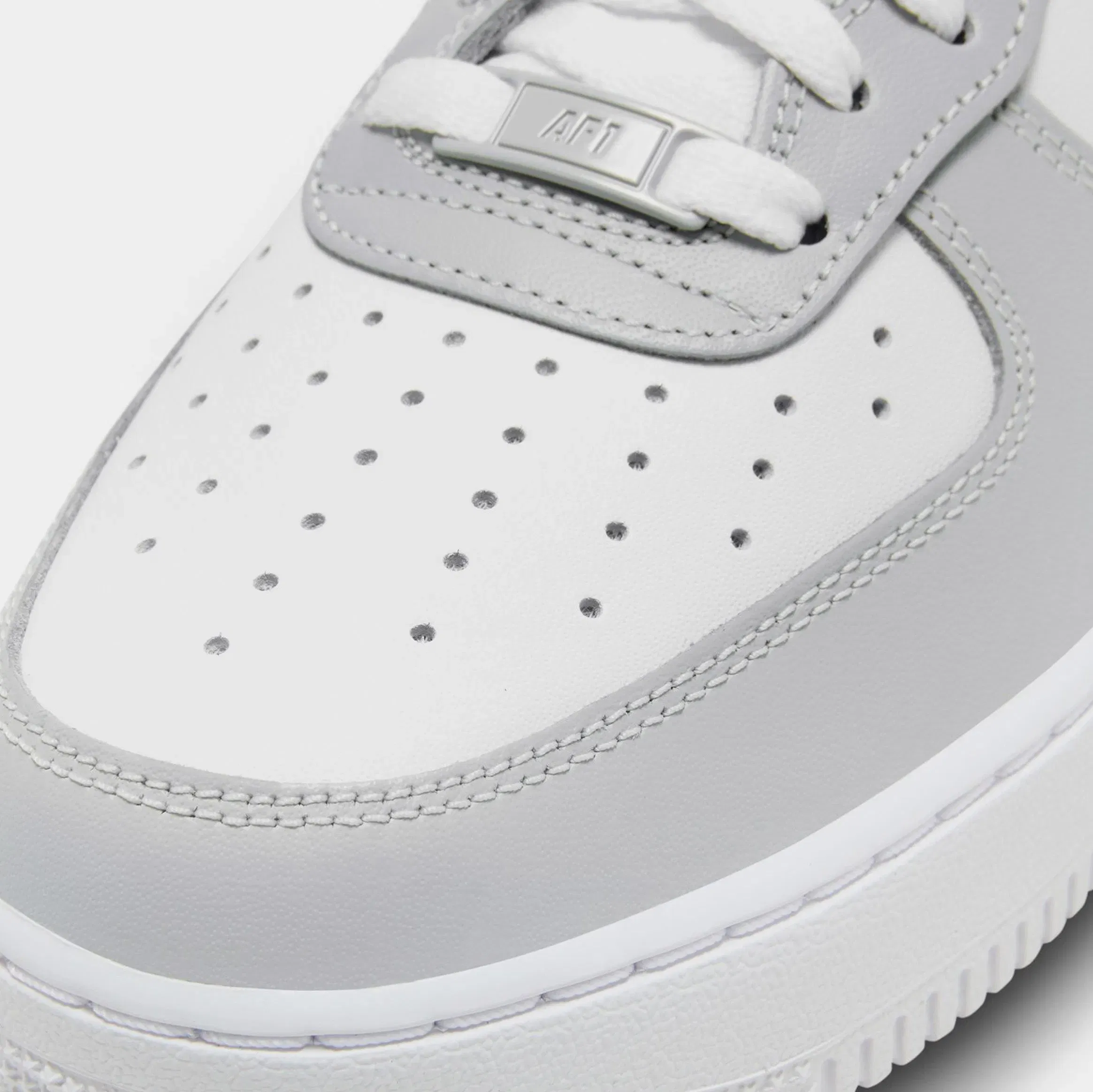 Nike Air Force 1 '07 Mens Lifestyle Shoes (White/Light Smoke Grey/White/Light Smoke Grey)