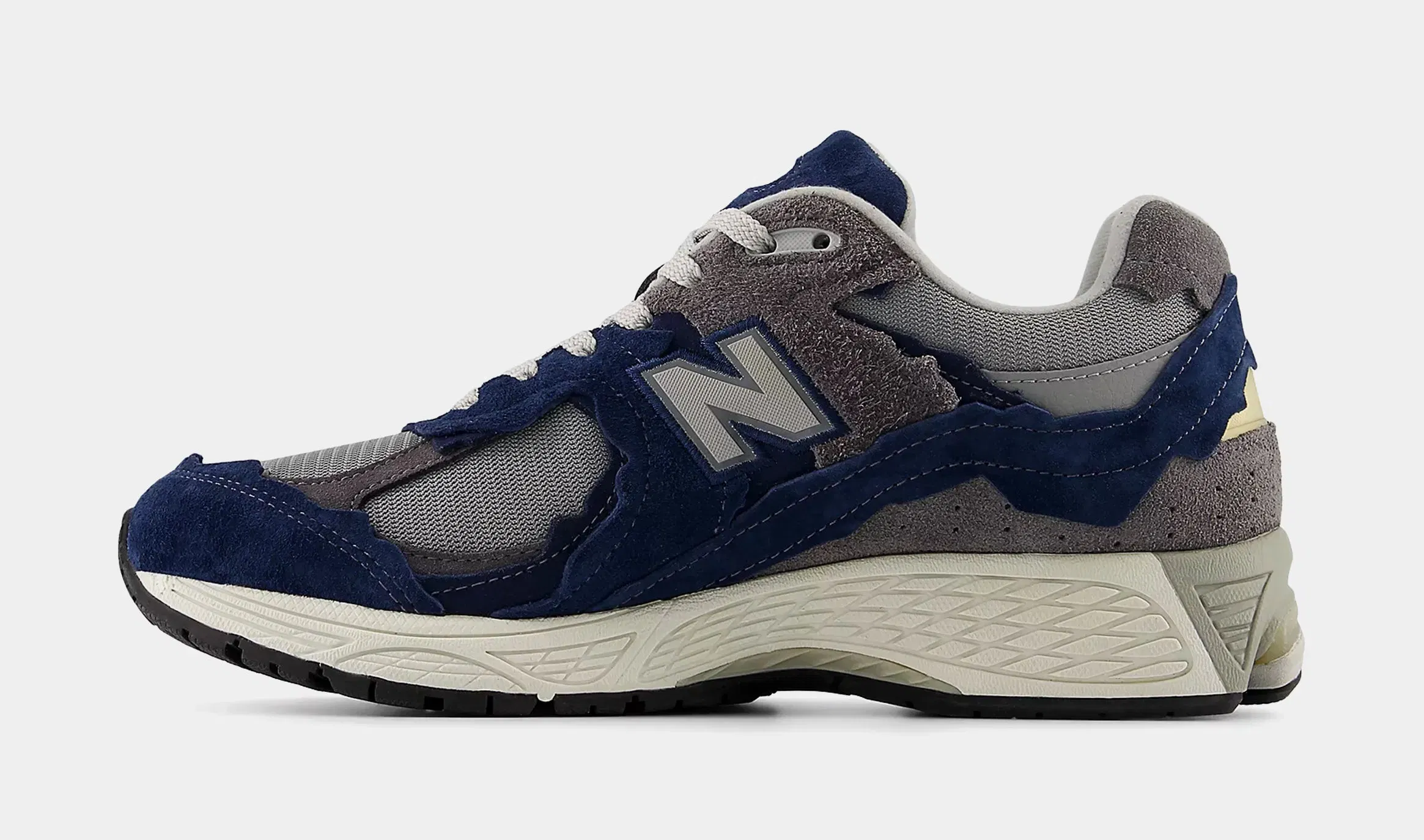 NEWBALANCE M2002D Mens Running Shoes (Navy/Raincloud)