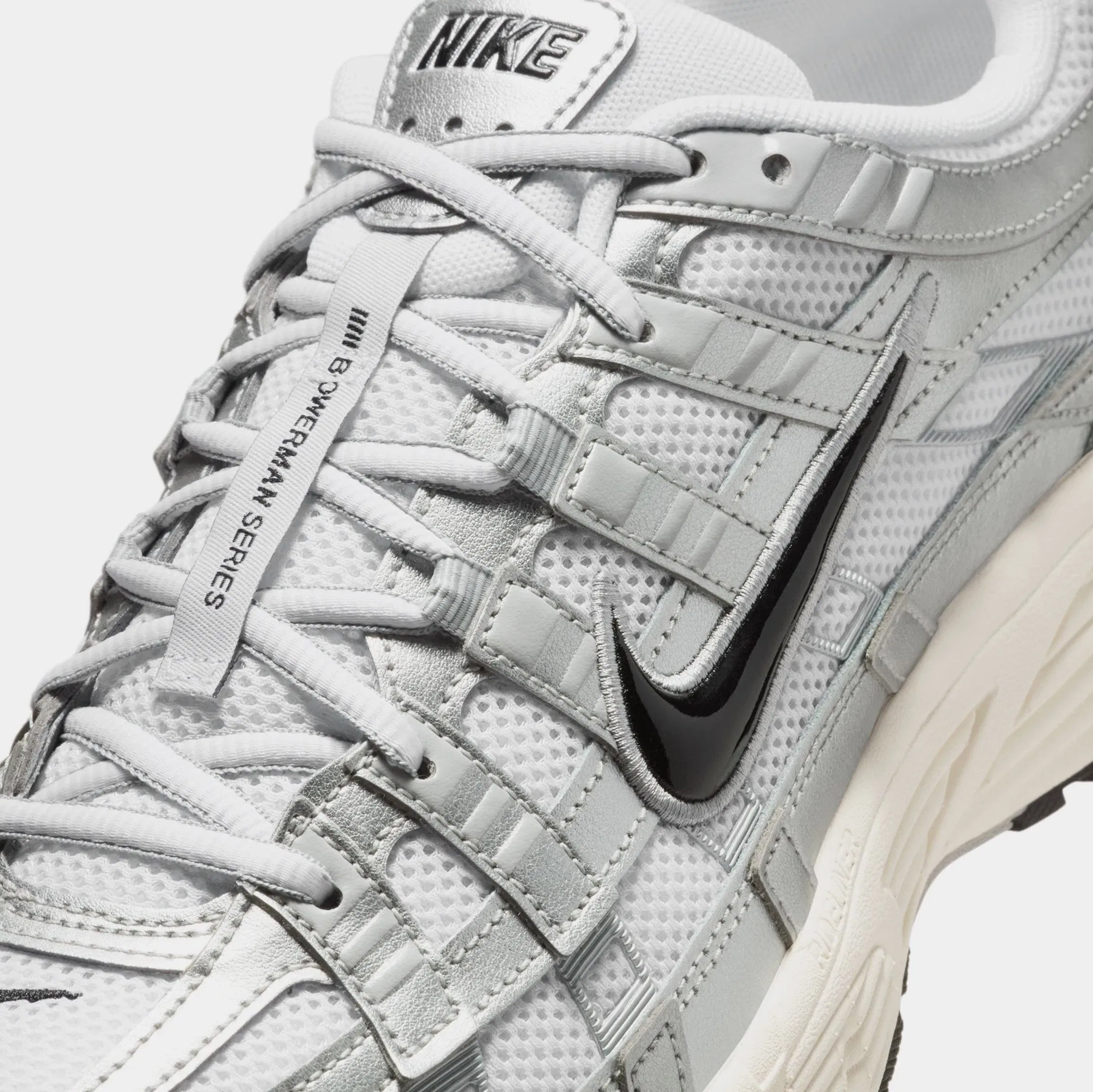 Nike P-6000 Mens Running Shoes (White/Metallic Silver/Flat Silver/Black)