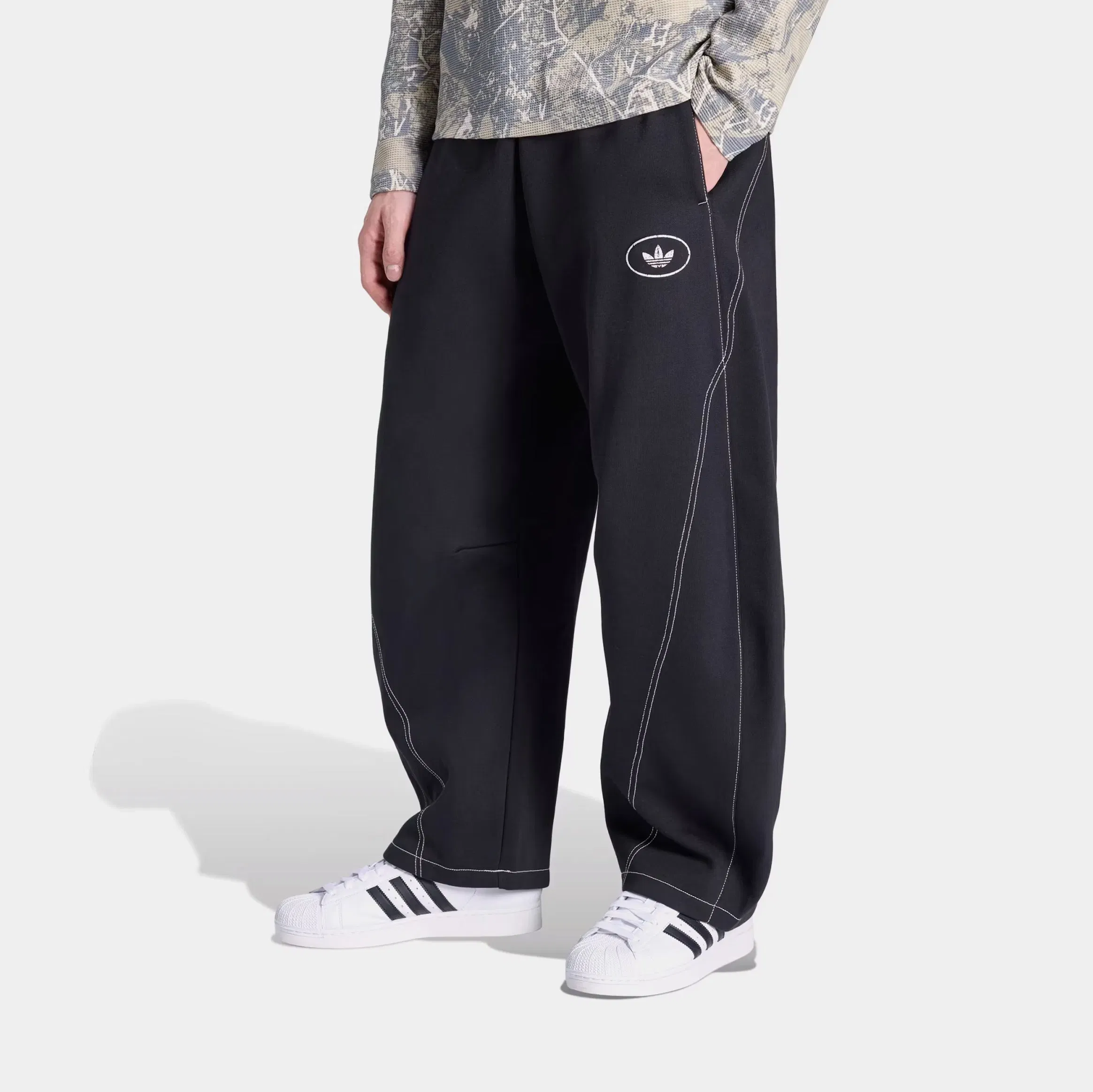 adidas Originals Shoemaker Graphic Fleece Mens Sweatpants (Utility Black)
