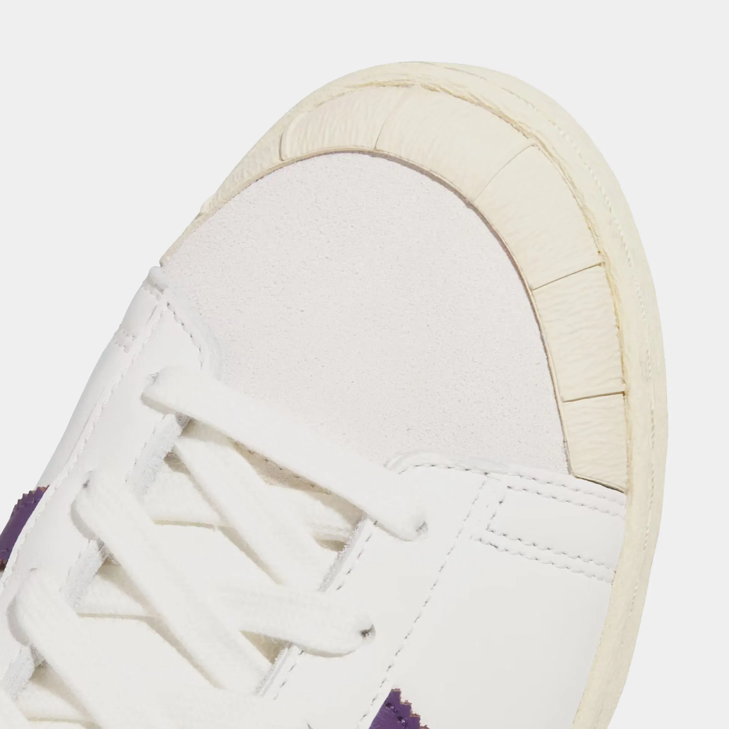 adidas Jabbar Lo Trainers Mens Lifestyle Shoes (Off White/Violet/Warm Vanilla)