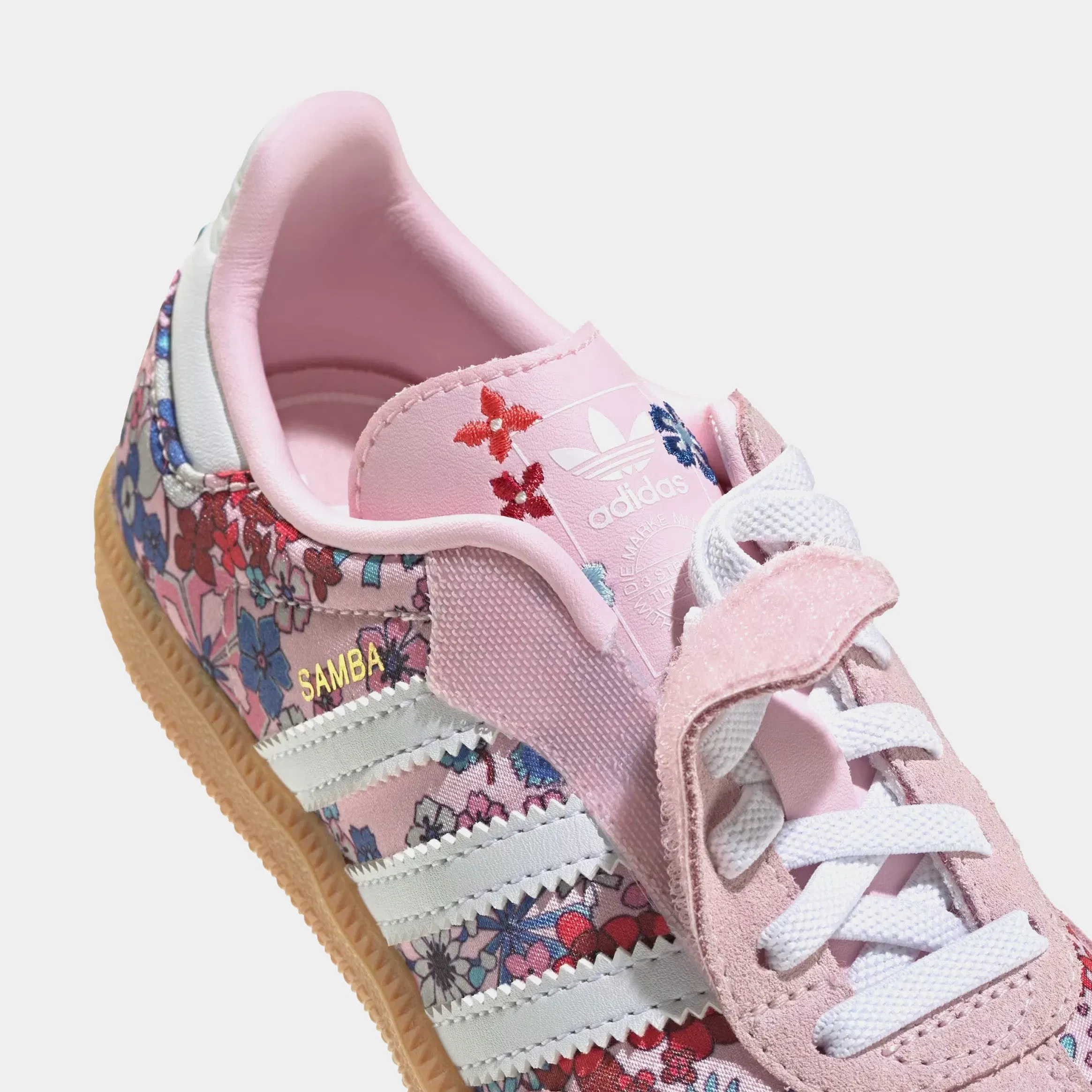 adidas Liberty London Samba OG Comfort Closure Elastic Lace Preschool Lifestyle Shoes (Clear Pink/Cloud White/Gum)