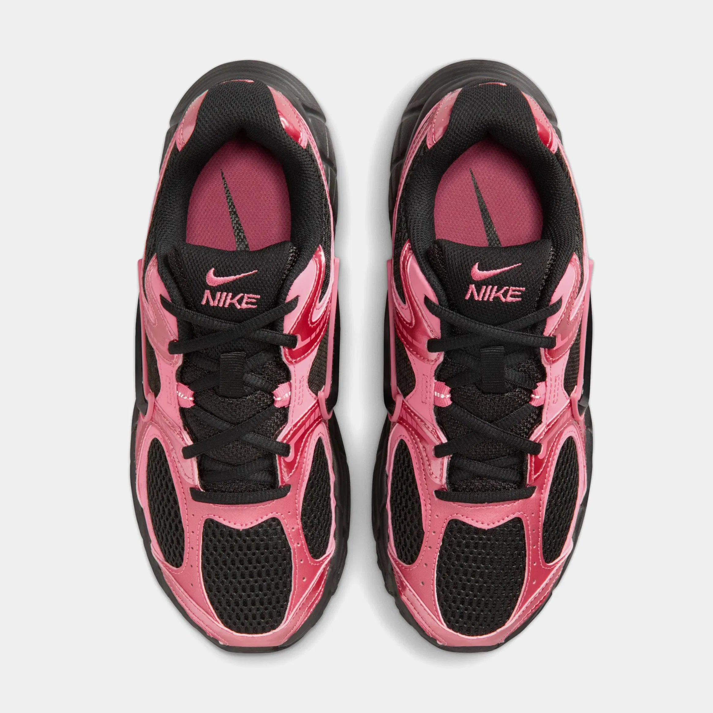 Nike V5 RNR Reflective Accents Womens Running Shoes (Black/Black/Peony)