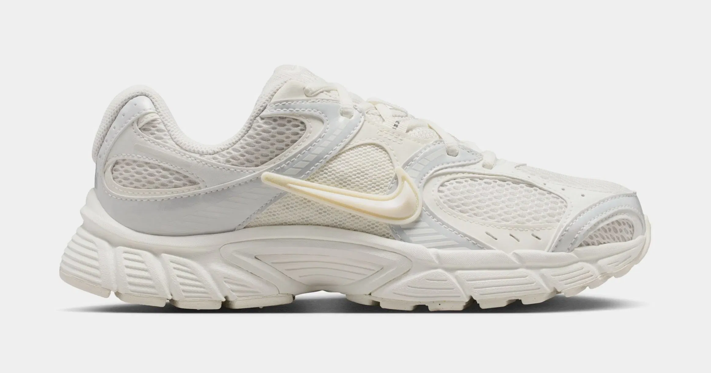 Nike V5 RNR Womens Running Shoes (Phantom/Phantom/Sail/Metallic Summit White)