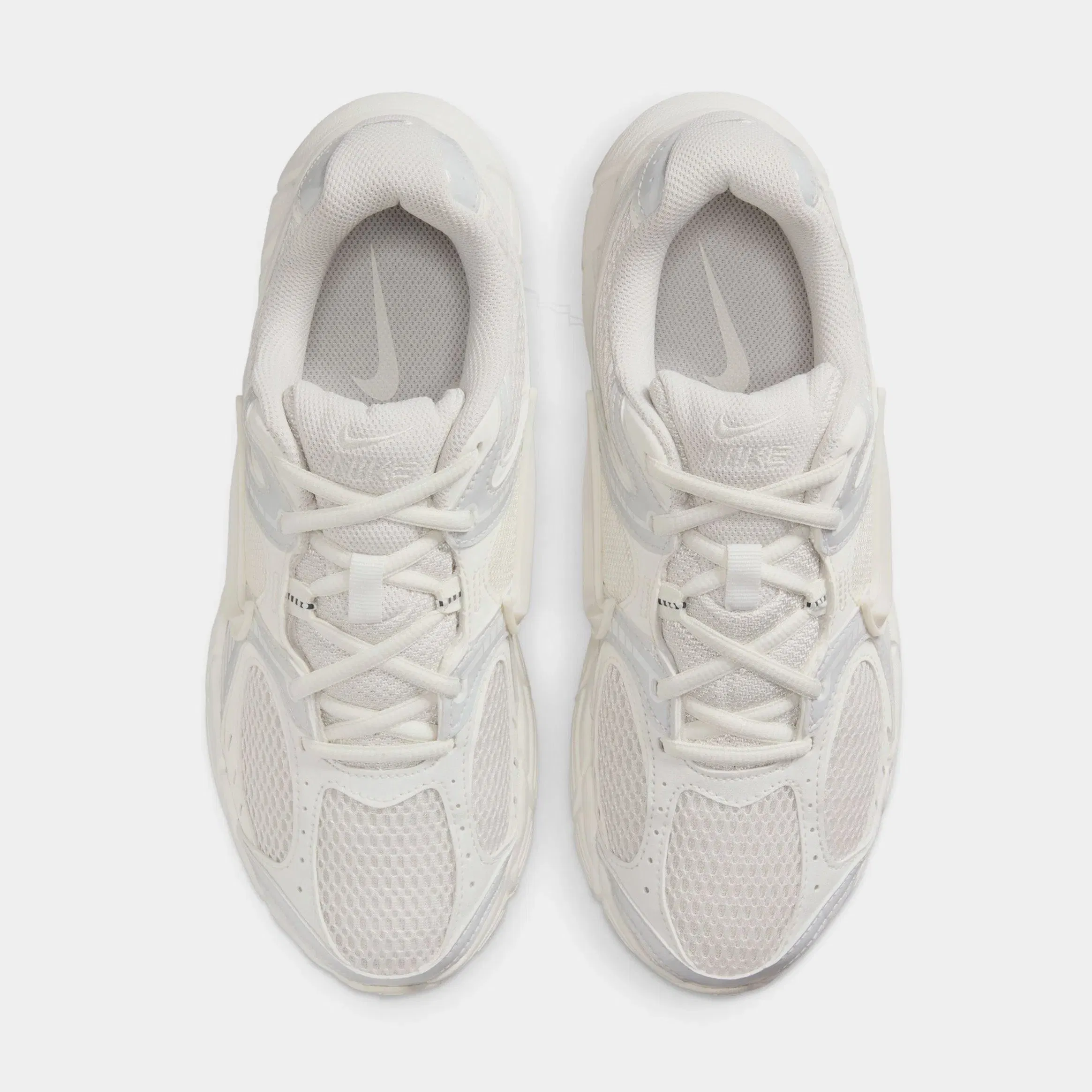 Nike V5 RNR Womens Running Shoes (Phantom/Phantom/Sail/Metallic Summit White)