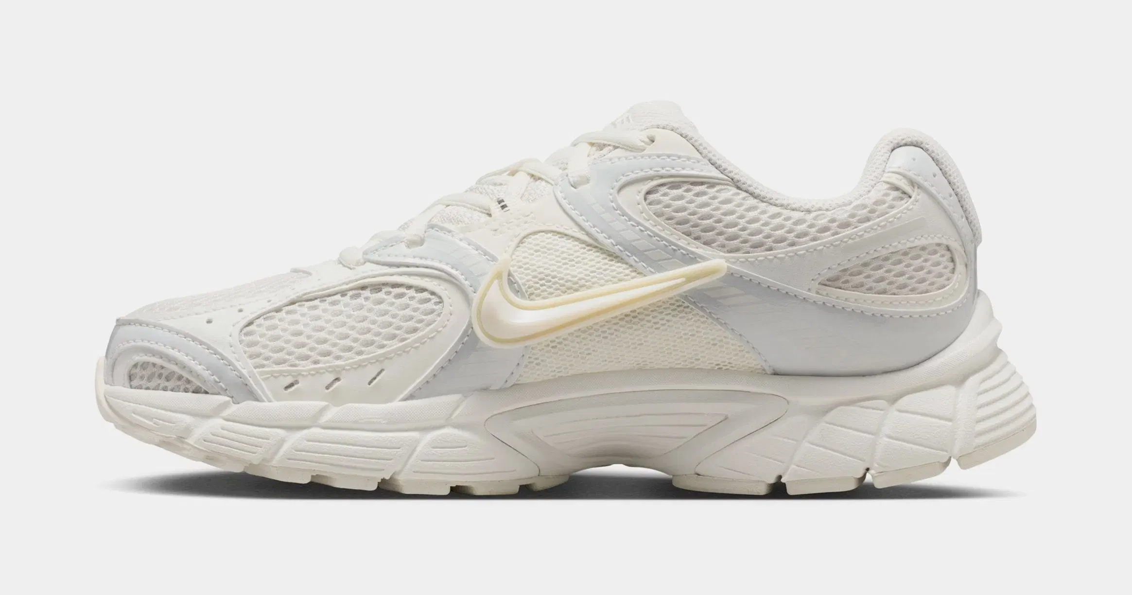 Nike V5 RNR Womens Running Shoes (Phantom/Phantom/Sail/Metallic Summit White)