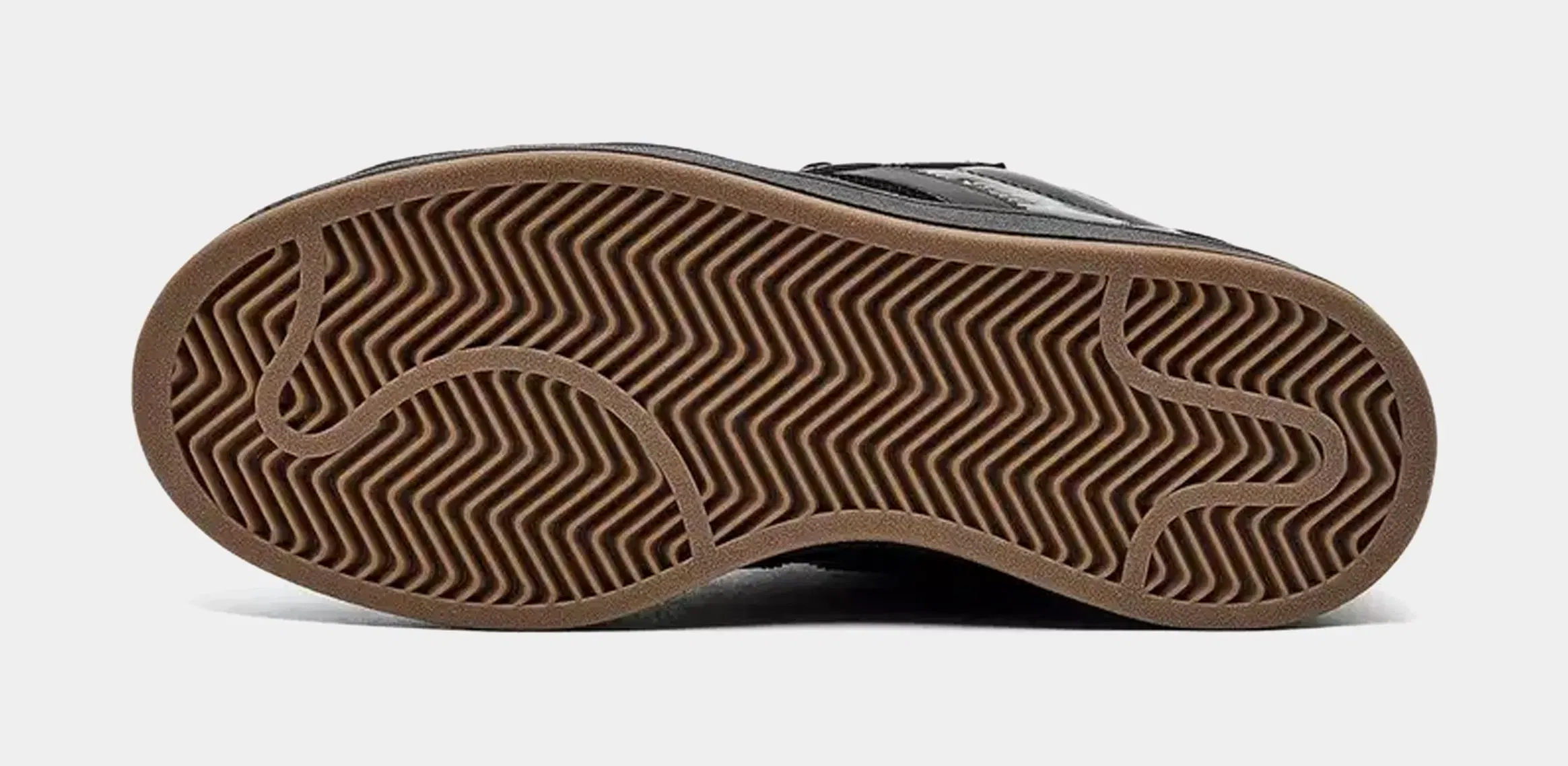adidas Campus 00s Patent Leather Womens Lifestyle Shoes (Core Black/Core Black/Gold Metallic)