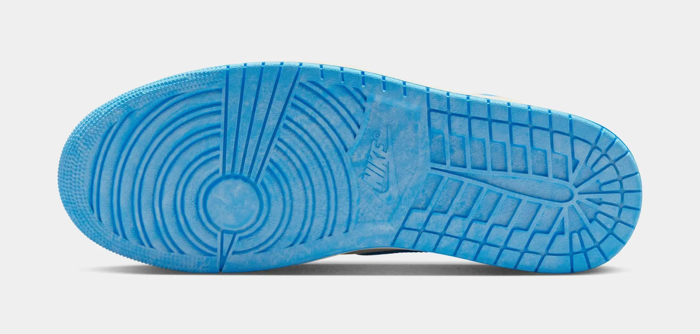 Air Jordan 1 Retro High OG UNC Reimagined Mens Lifestyle Shoes (Dark Powder Blue/Dark Powder Blue/Sail)