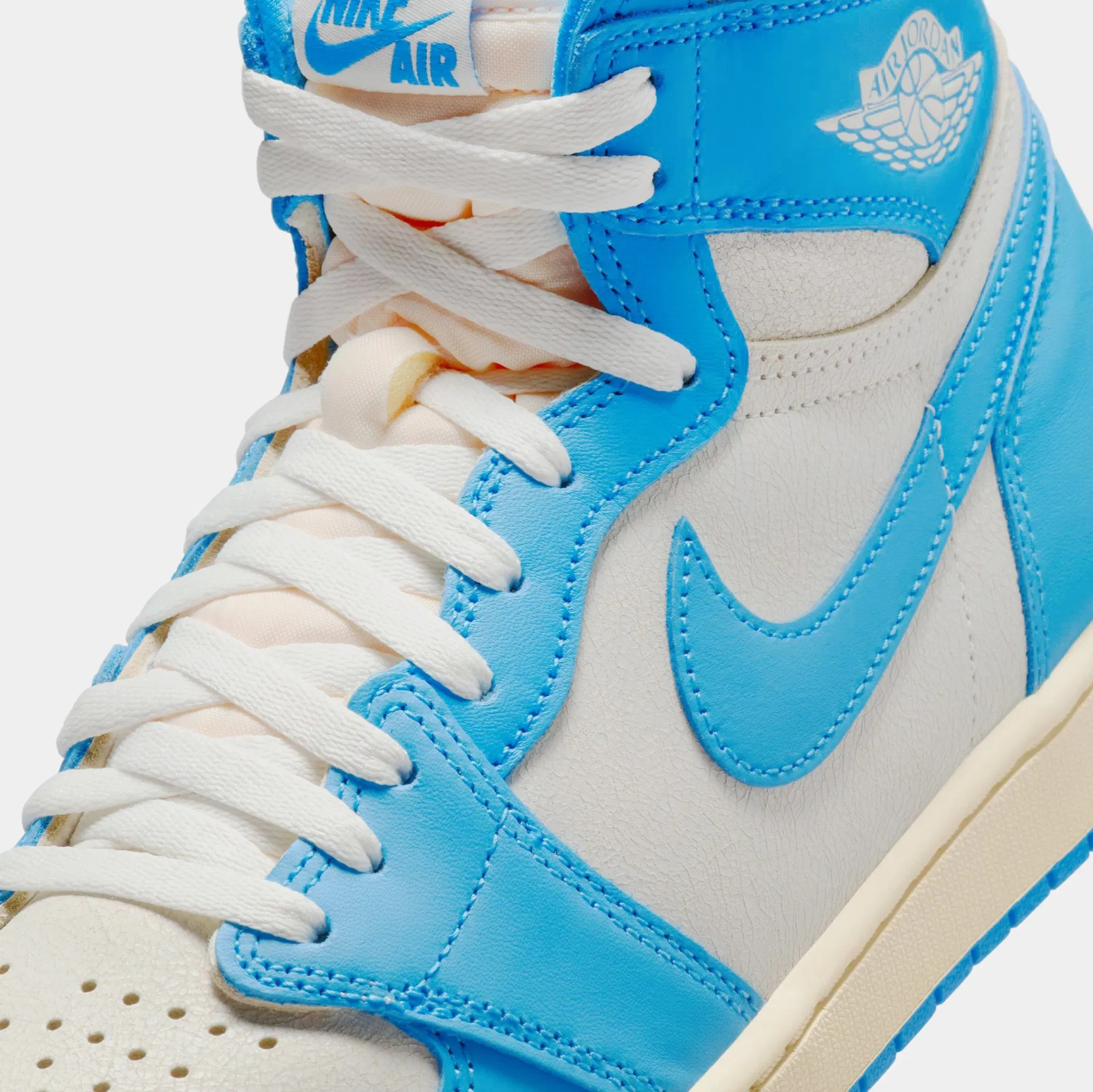 Air Jordan 1 Retro High OG UNC Reimagined Mens Lifestyle Shoes (Dark Powder Blue/Dark Powder Blue/Sail)