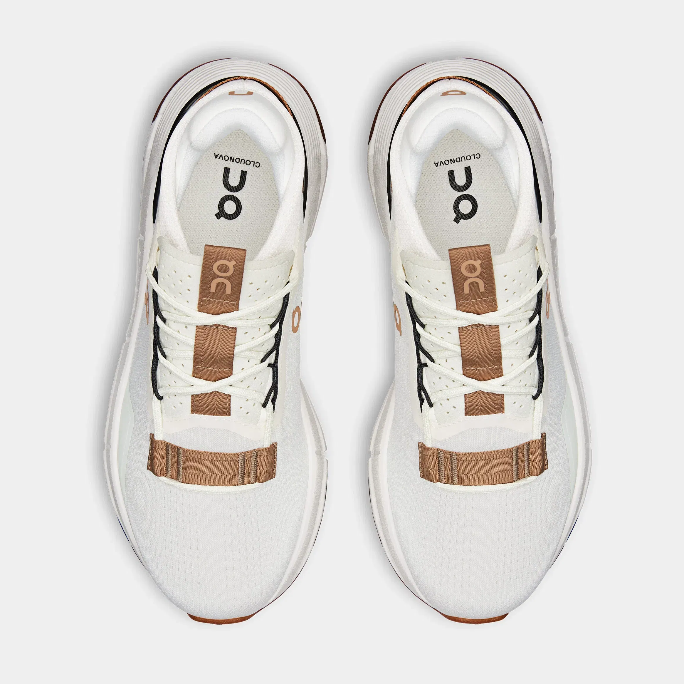 On Running Cloudnova 2 Womens Running Shoes (Ivory/Sphinx)