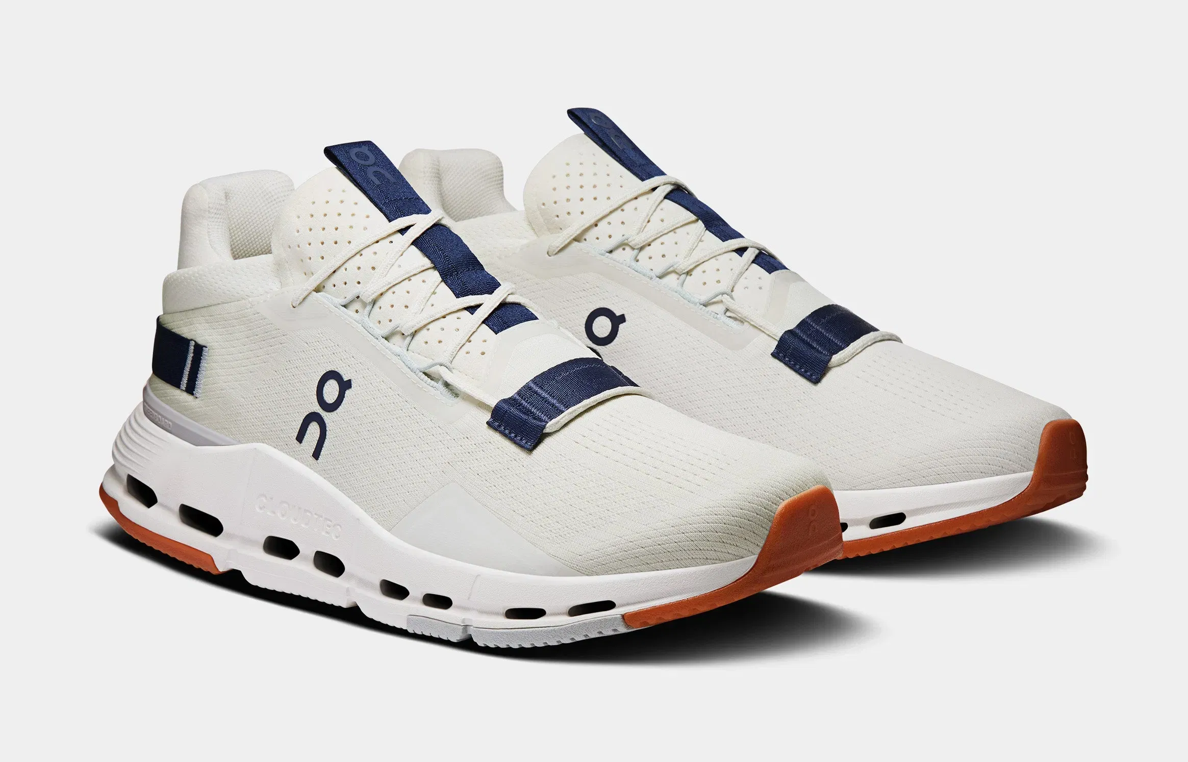 On Running Cloudnova 2 Mens Running Shoes (Ice/Zodiac)