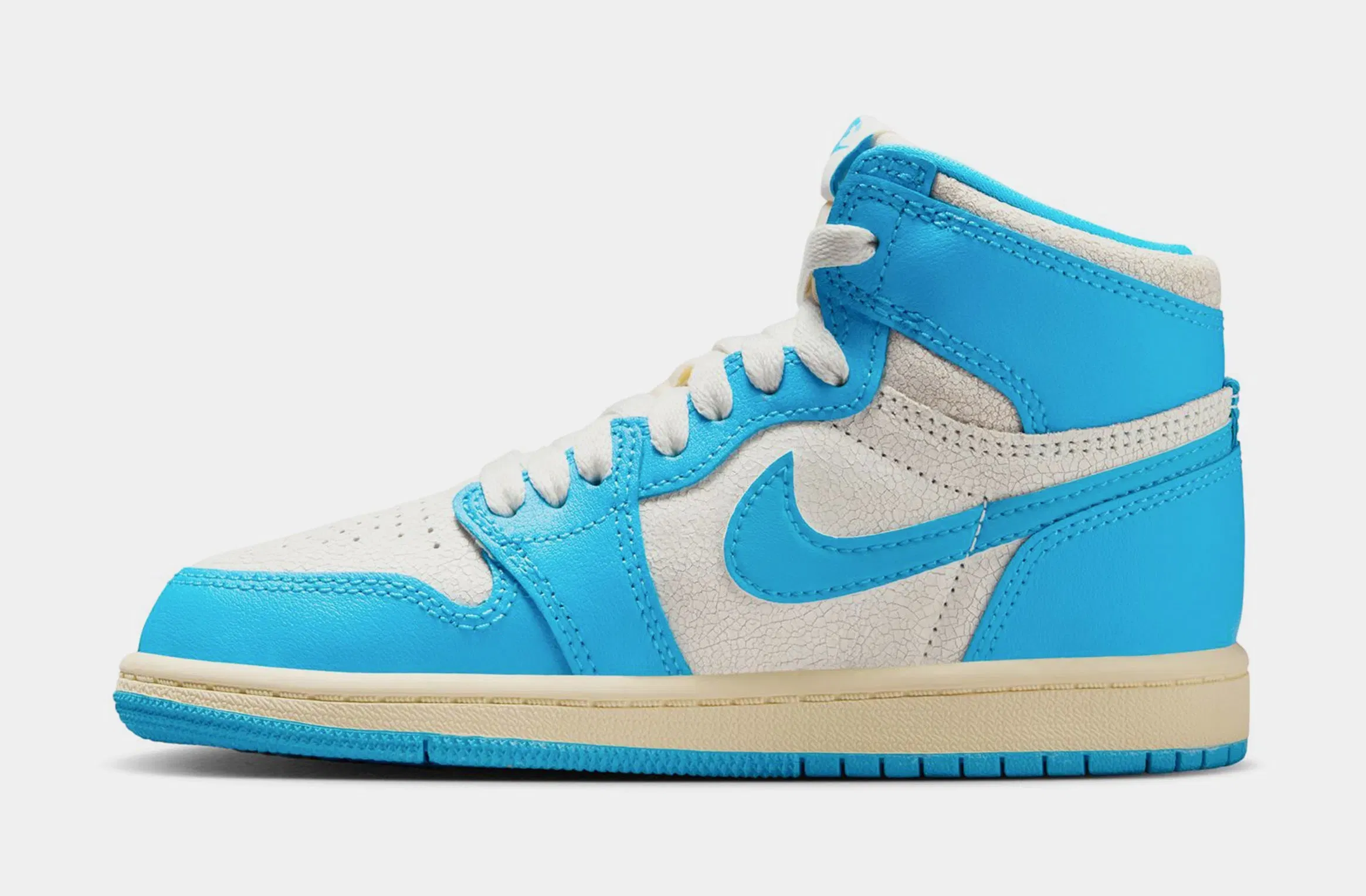 Air Jordan 1 Retro High OG UNC Reimagined Preschool Lifestyle Shoes (Dark Powder Blue/Dark Powder Blue/Sail)