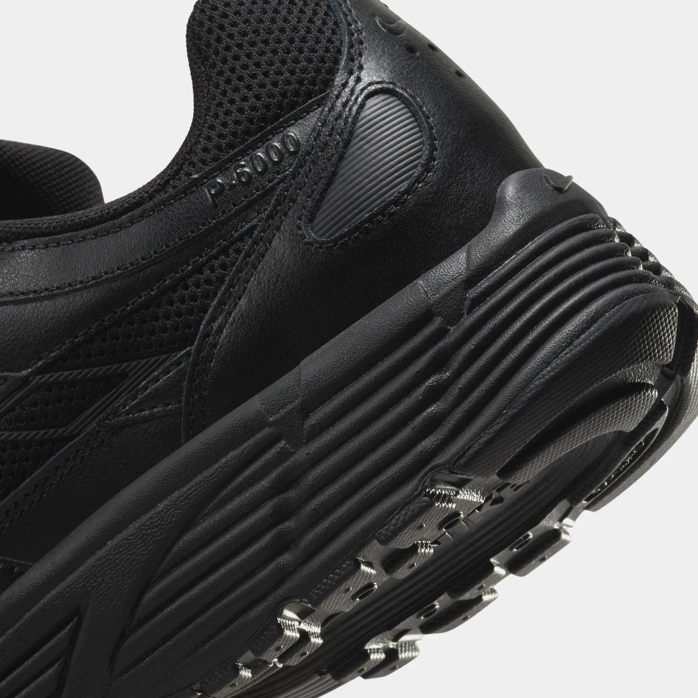 Nike P-6000 Mens Running Shoes (Black)