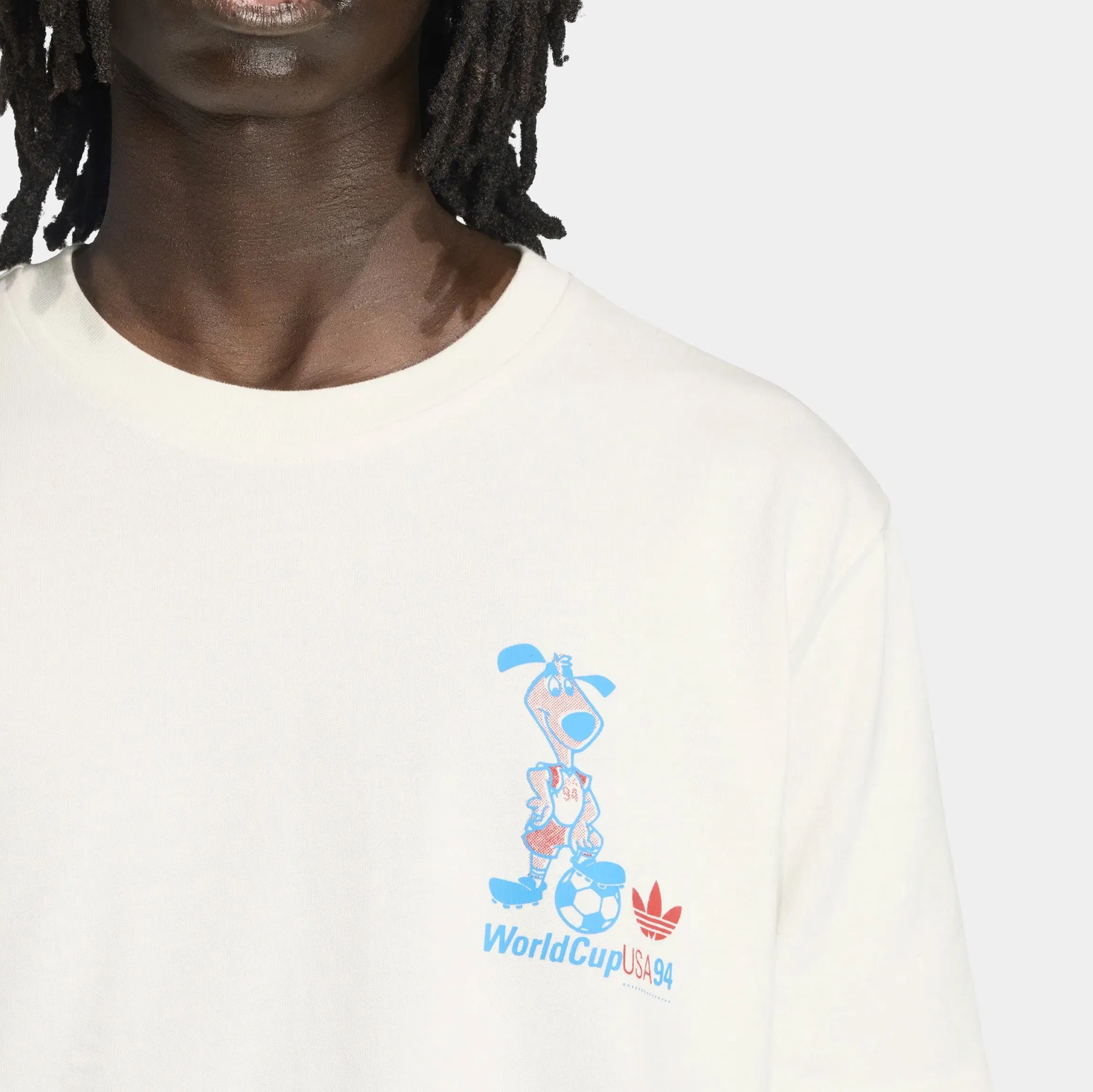 adidas FIFA World Cup 26 Striker Mascot Mens Short Sleeve Shirt (Cloud White)