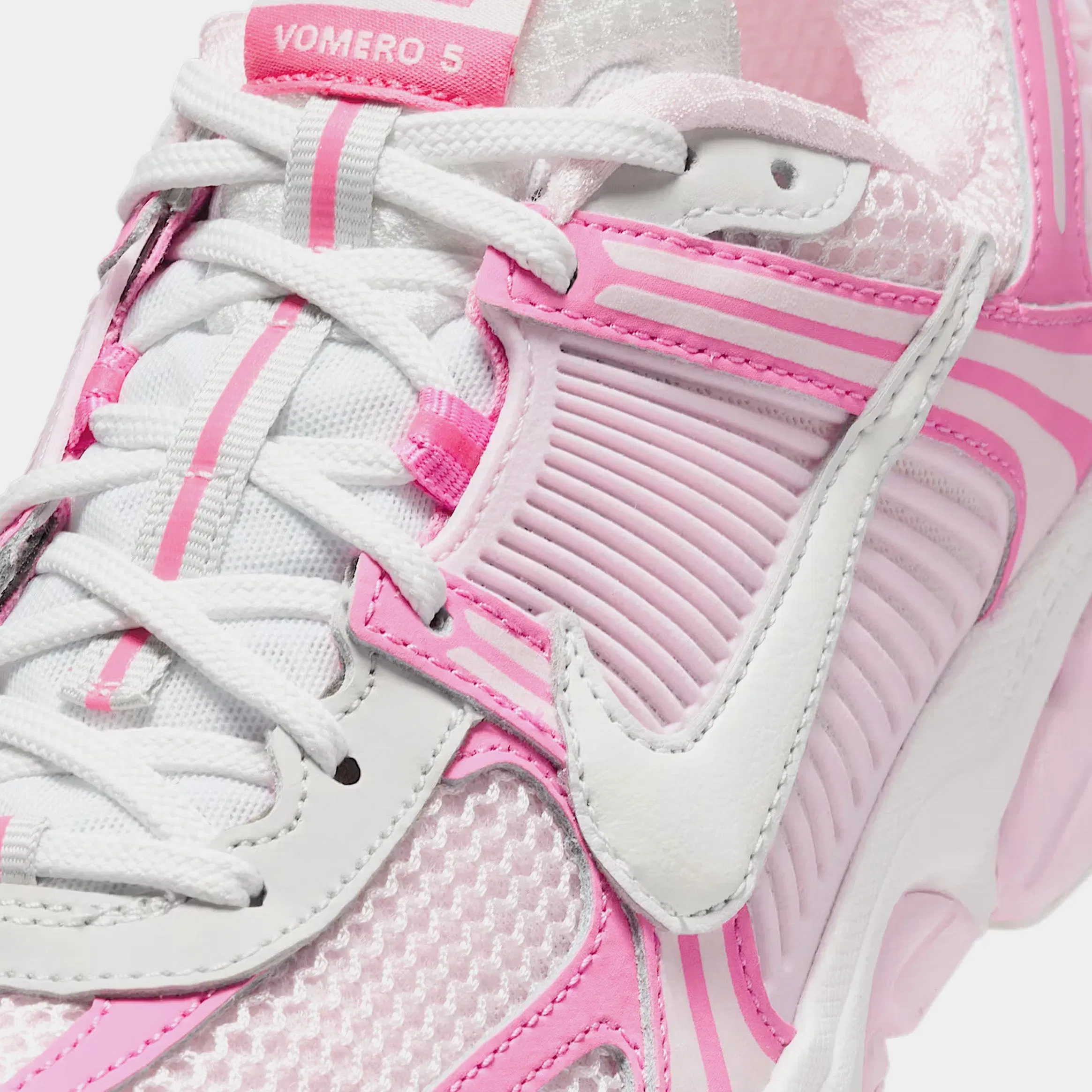 Nike Zoom Vomero 5 Womens Running Shoes (Hyper Pink/Pink Foam/Playful Pink/Summit White)