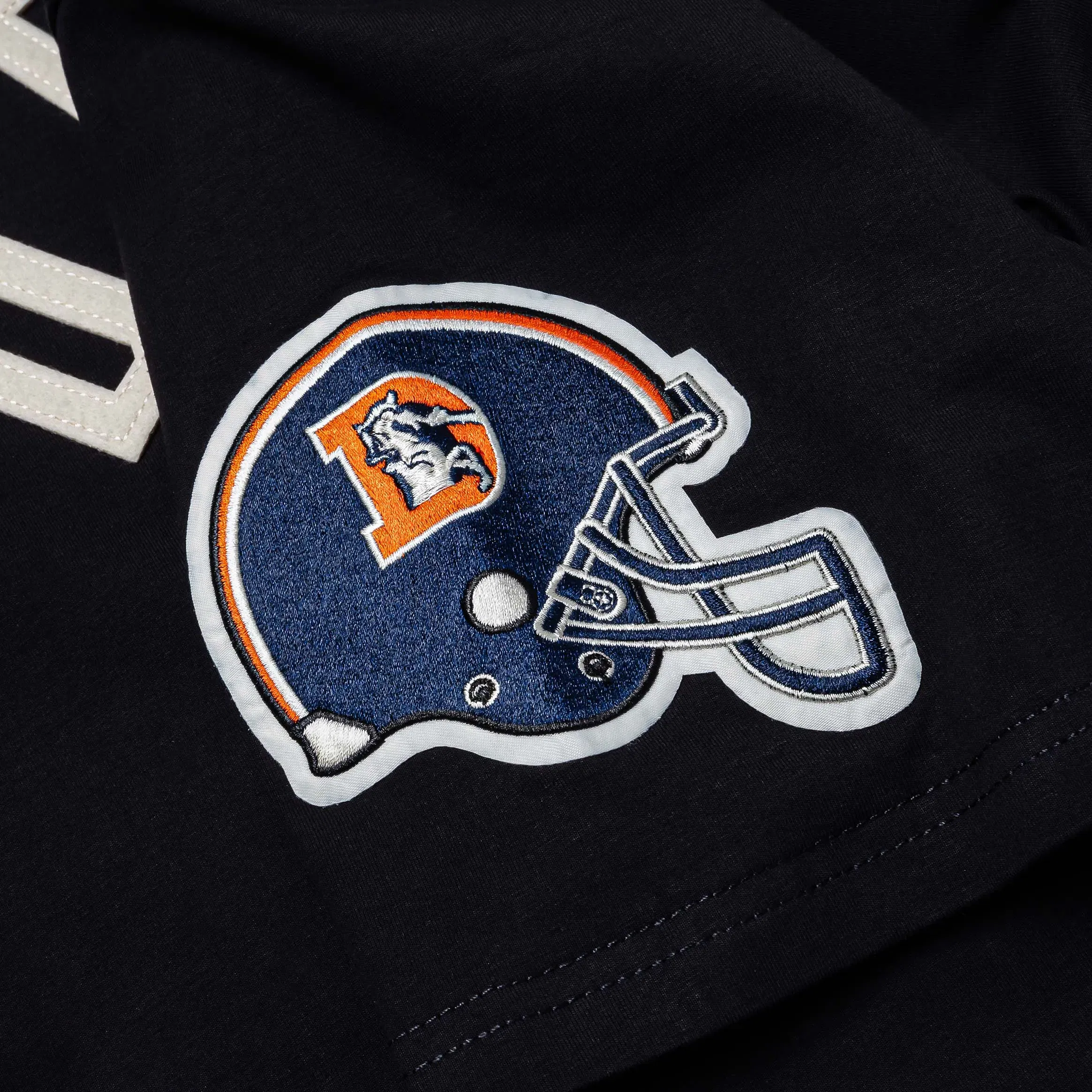 PRO STANDARD NFL Denver Broncos Original Mens Short Sleeve Shirt (Black/White)