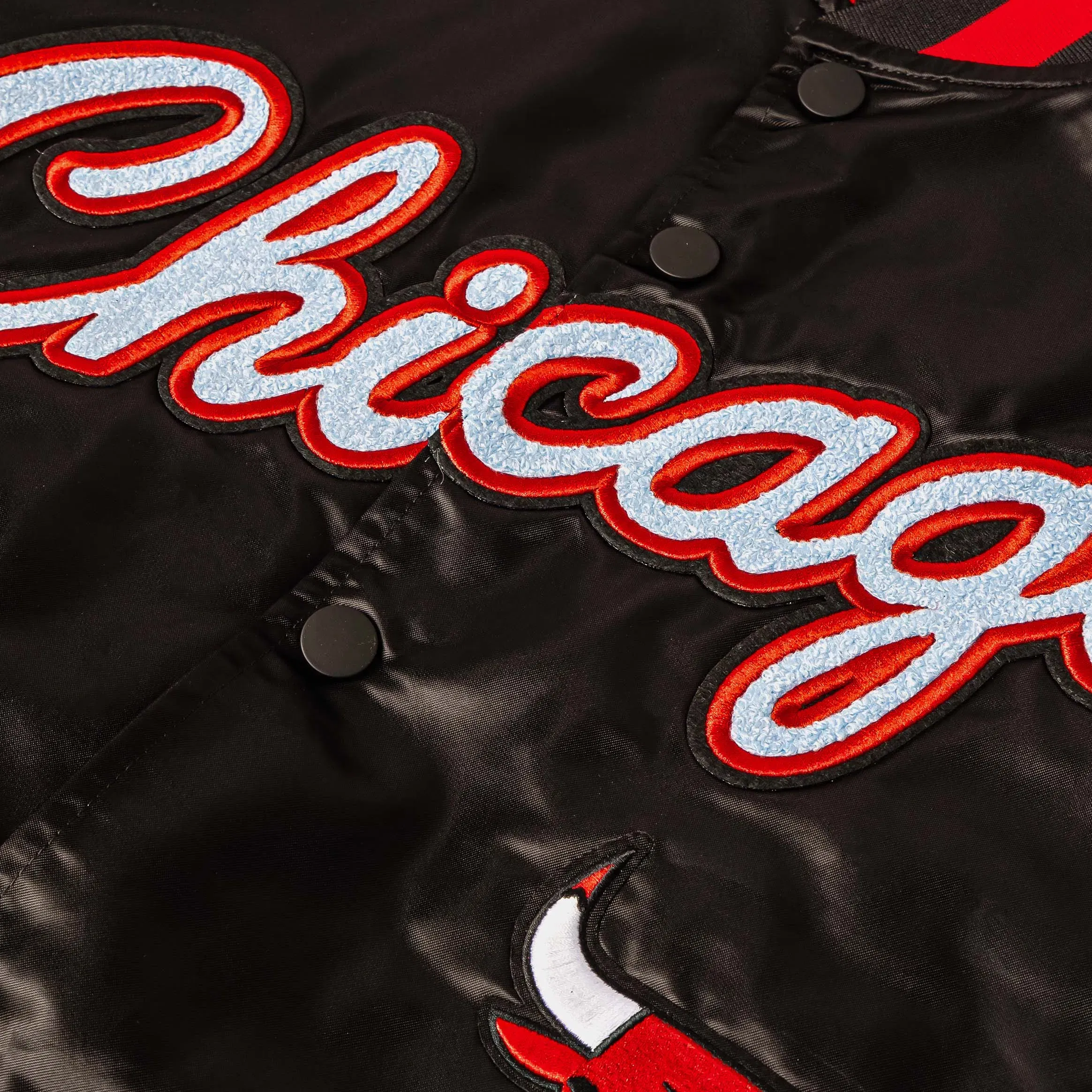 PRO STANDARD Chicago Bulls City Edition Pro Satin Mens Jacket (Black/Red)